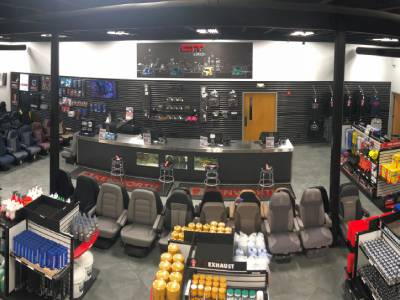 About Us 51 2013-3-Mokena-Showroom