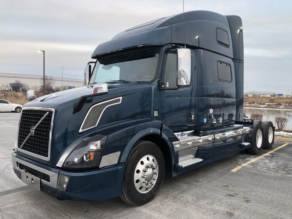 2017 Volvo VNL780