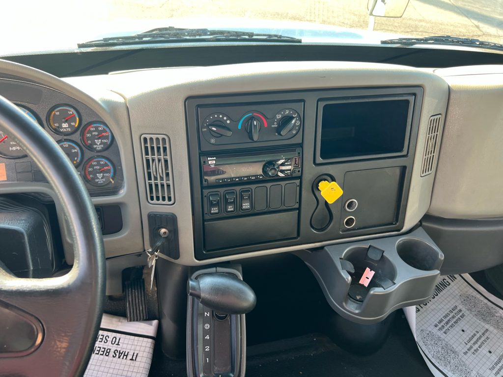 2018 INTERNATIONAL 4300 CHECK ENGINE LIGHT visual data 6