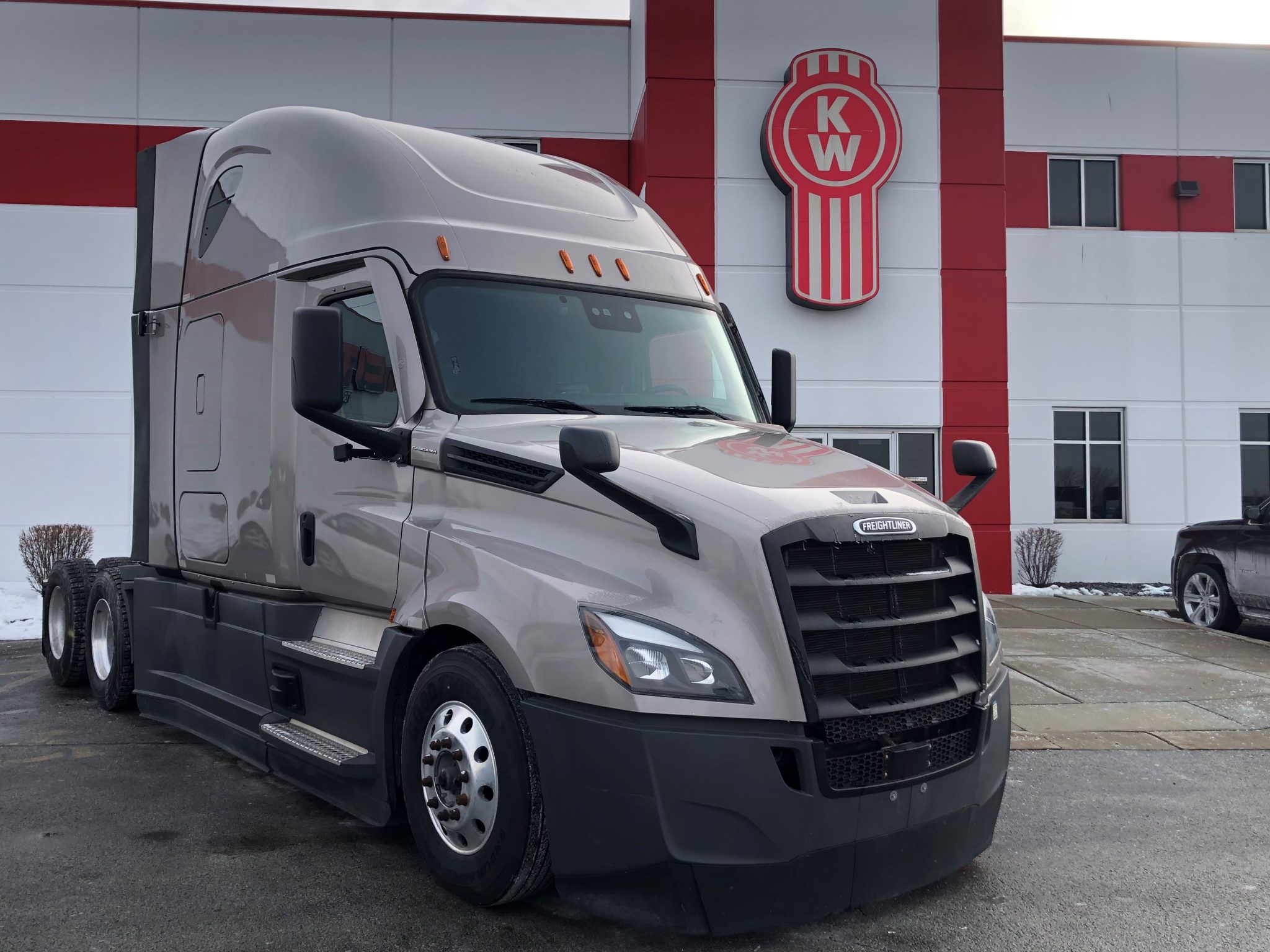 2022 FREIGHTLINER CASCADIA - CIT Trucks