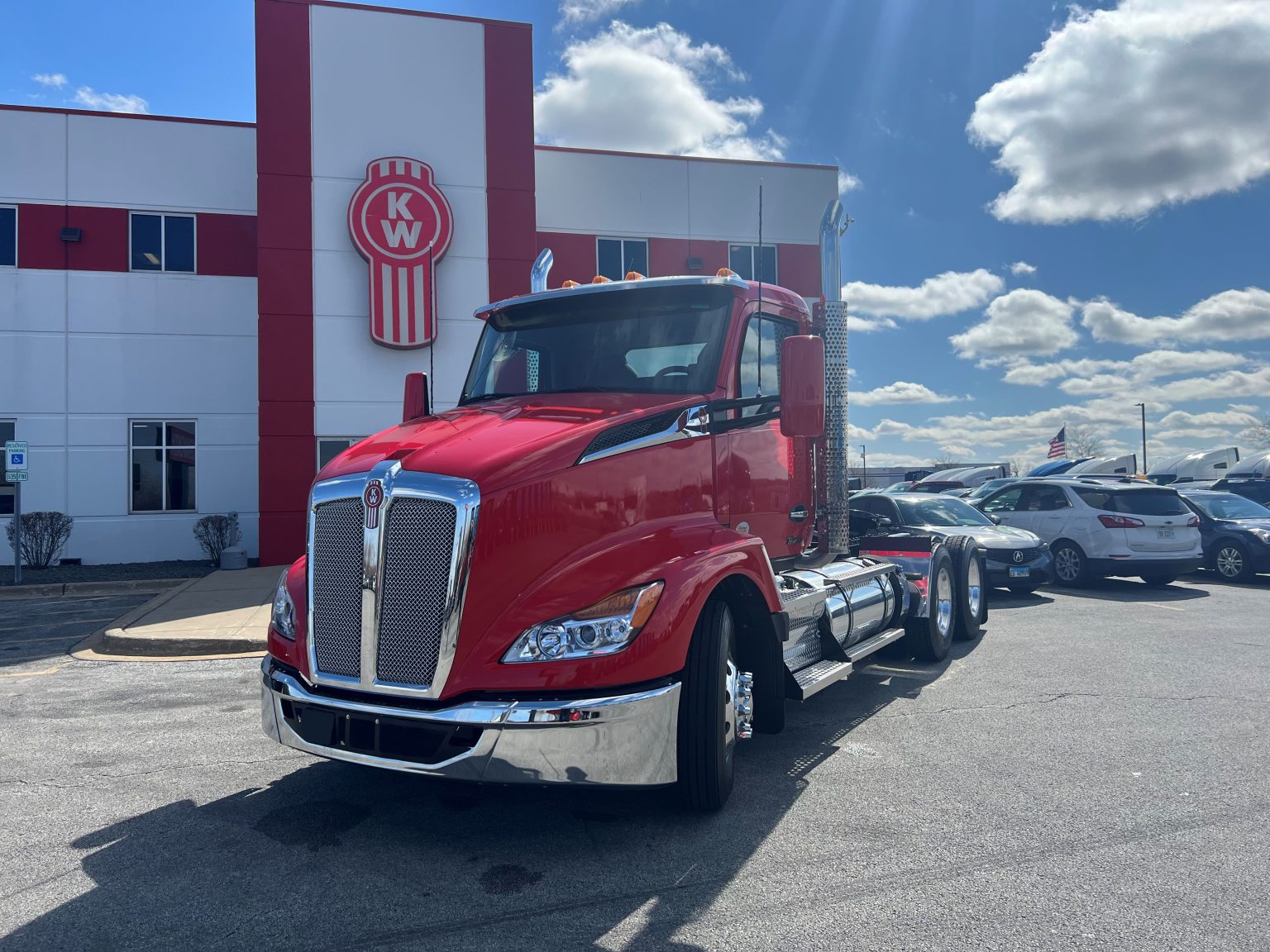 2025 KENWORTH T680 CIT Trucks