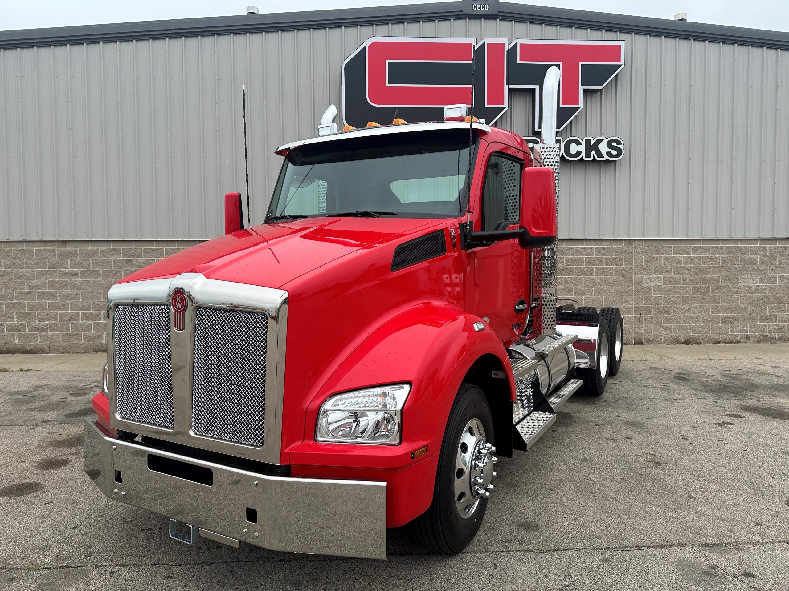 2025 KENWORTH T880 - CIT Trucks