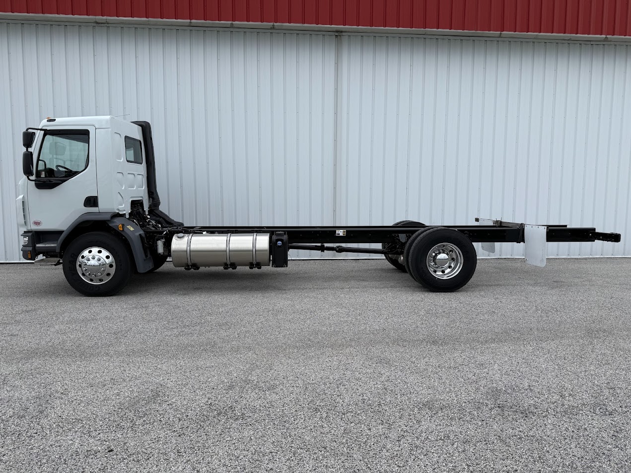 2025 KENWORTH K270 - image 4 of 6