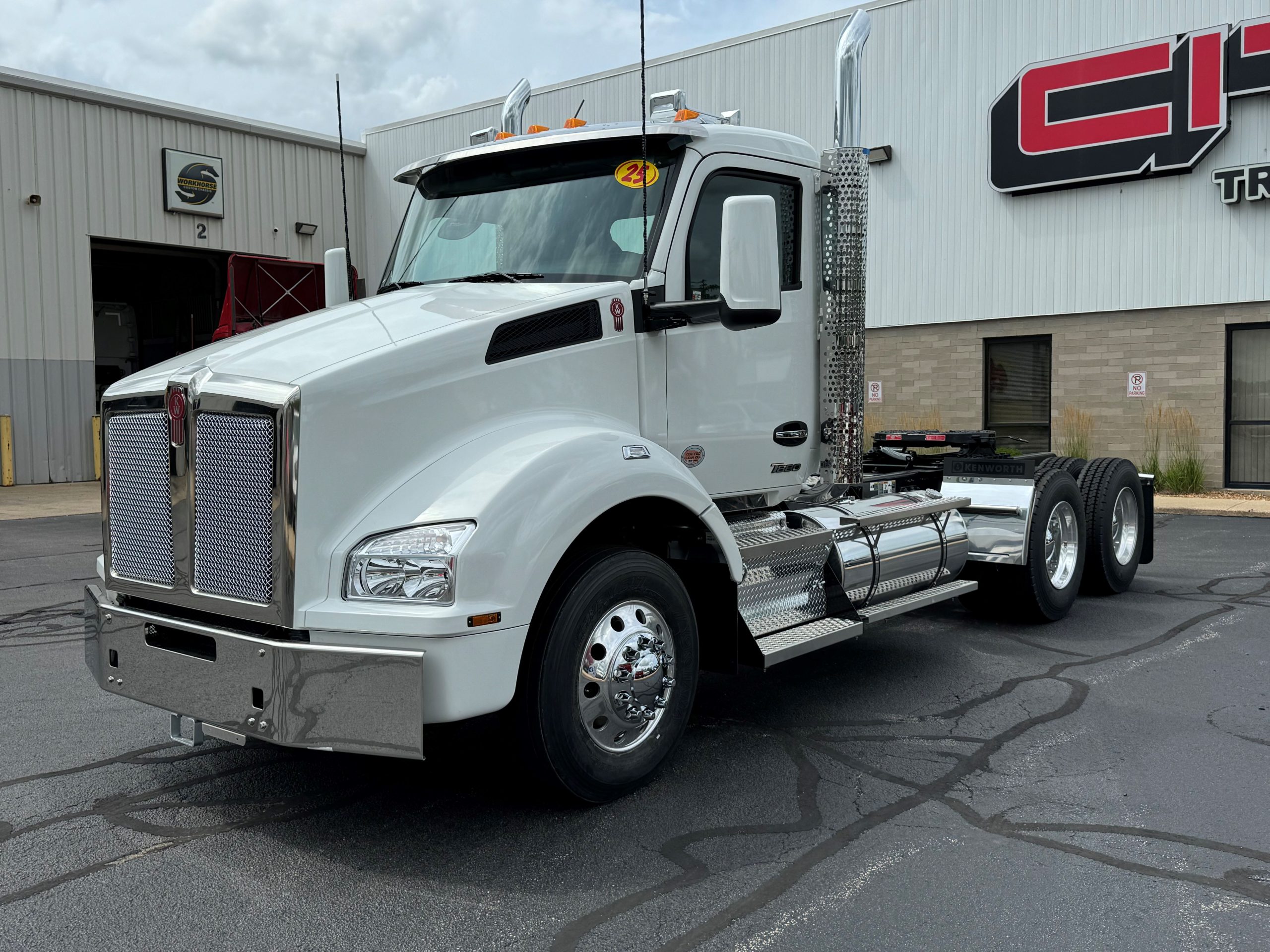 2025 KENWORTH T880 - CIT Trucks