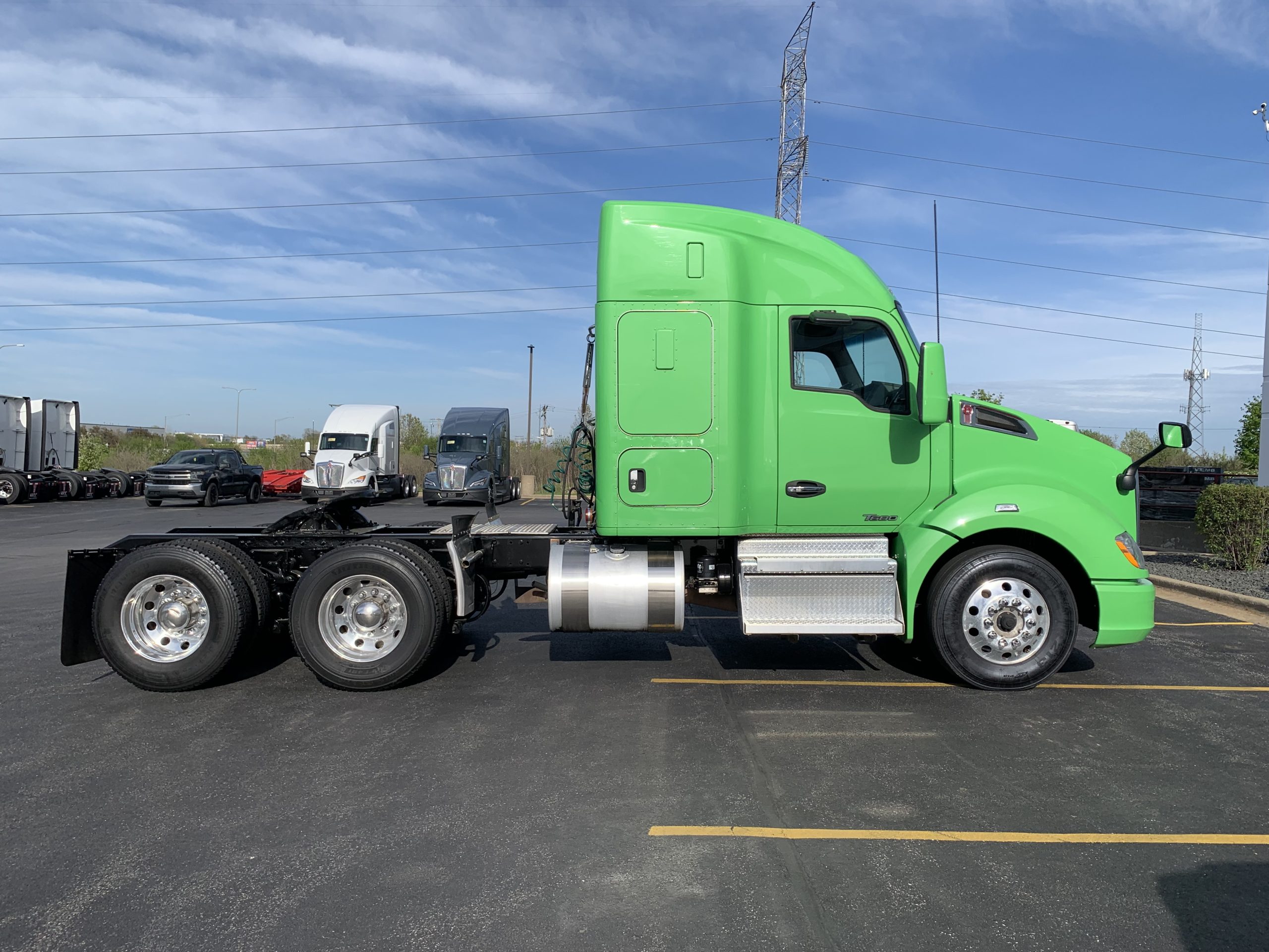 2018 KENWORTH T680 - image 4 of 6