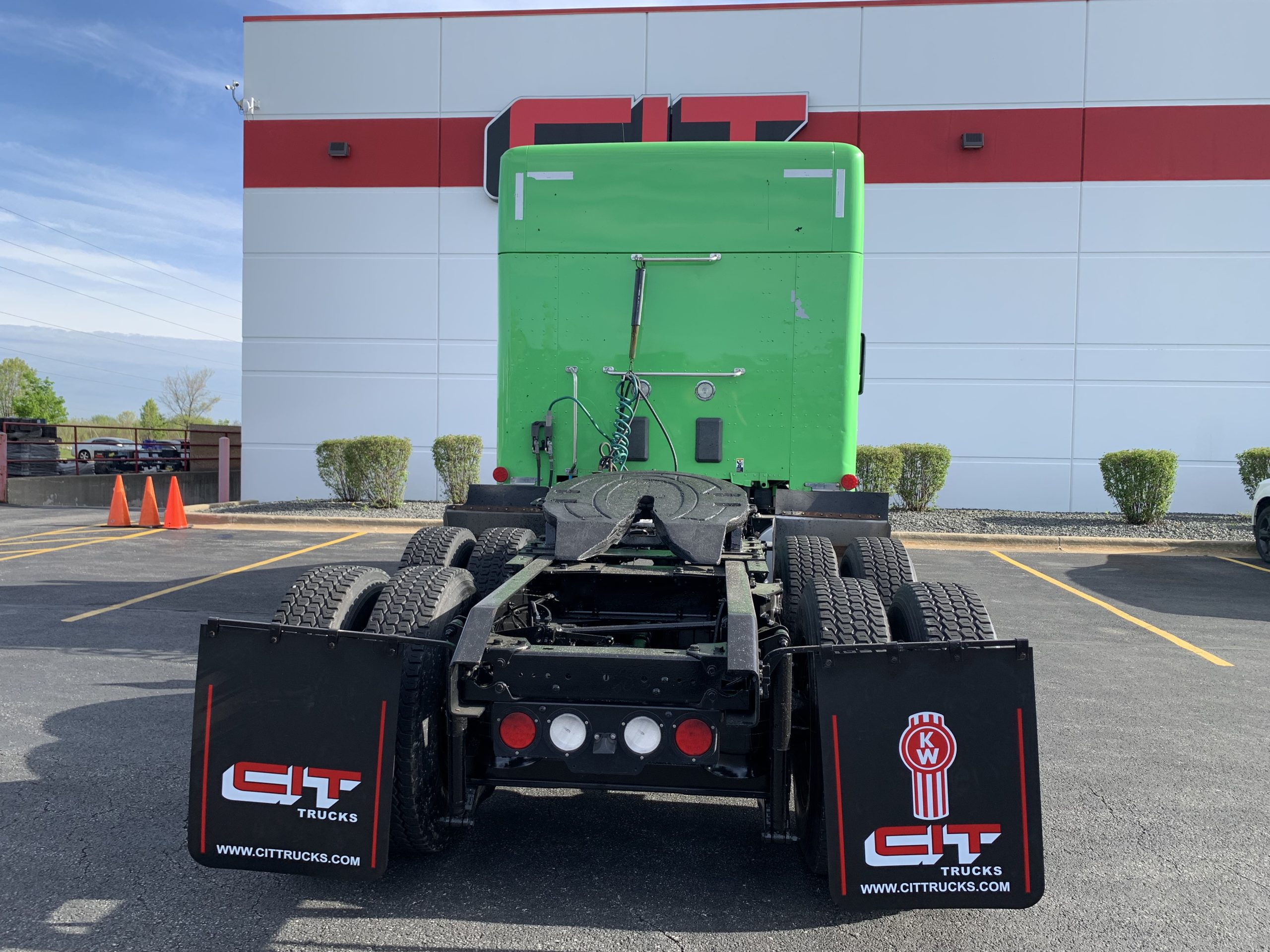 2018 KENWORTH T680 - image 6 of 6