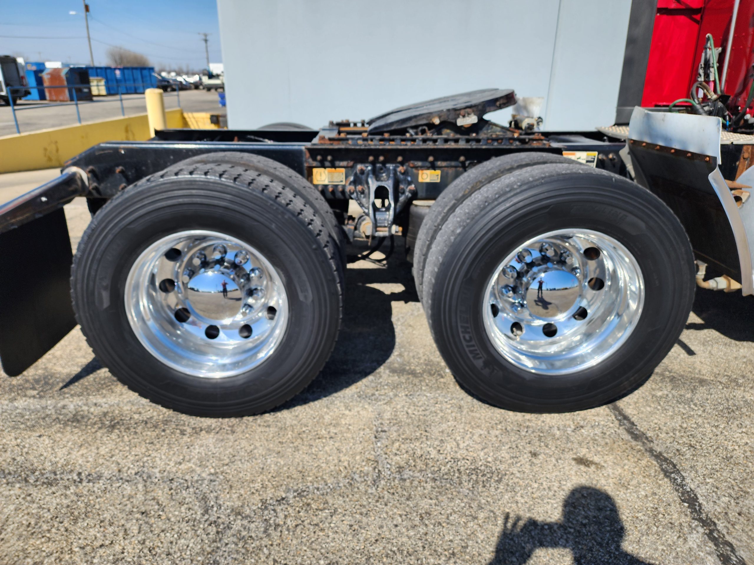 2019 KENWORTH T680 - image 5 of 6