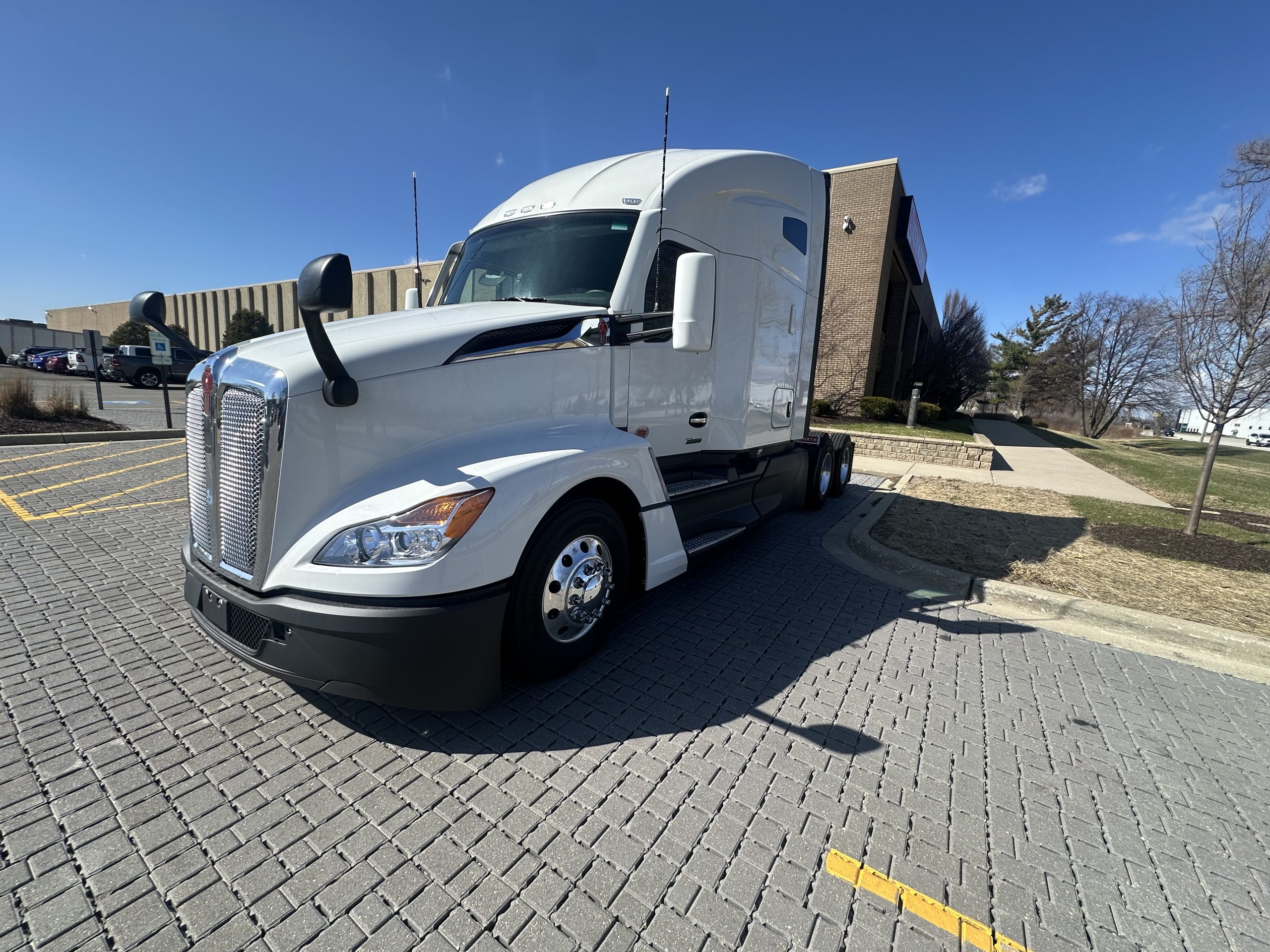 2026 KENWORTH T680 - CIT Trucks