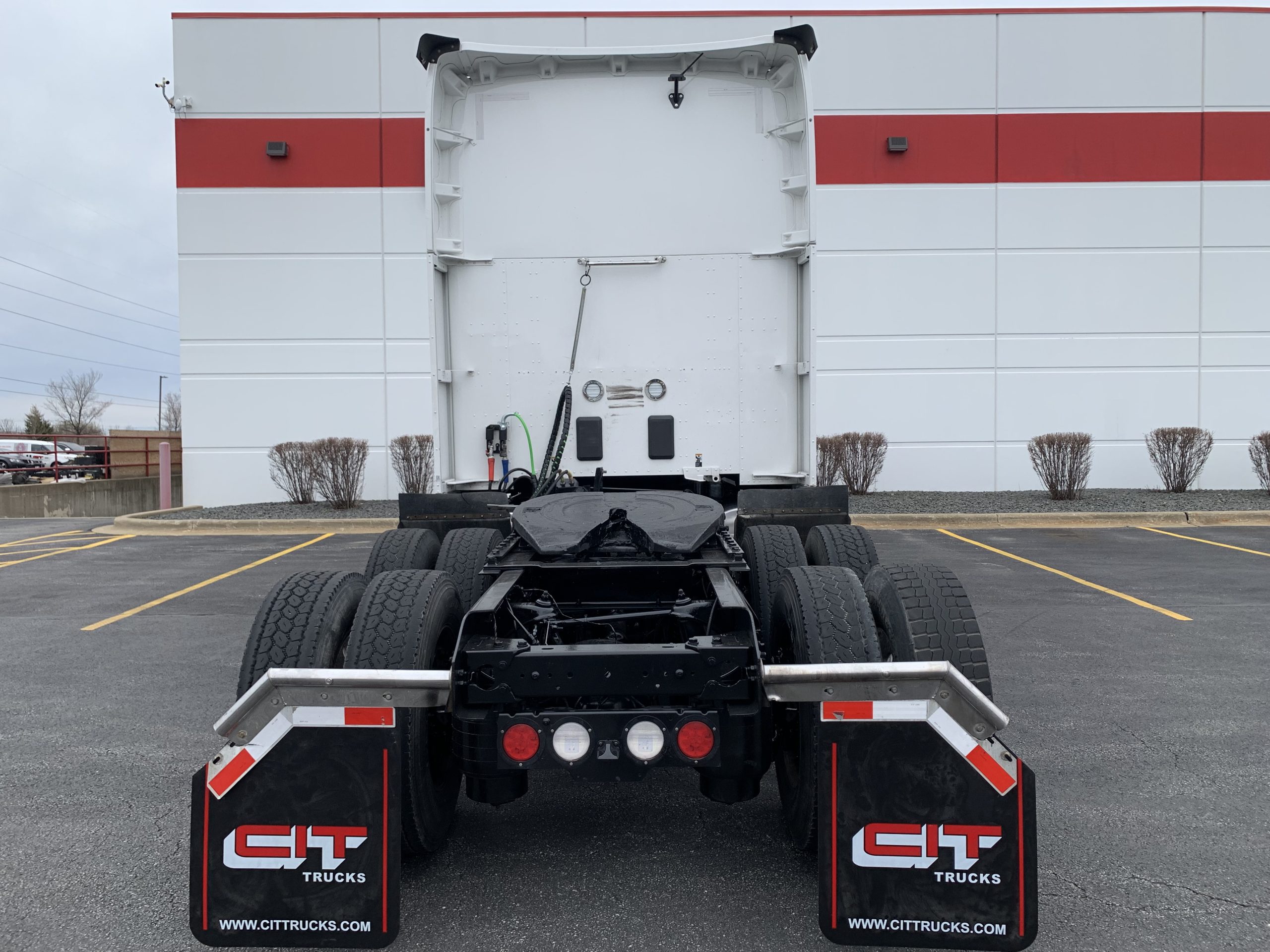 2022 KENWORTH T680 - image 6 of 6