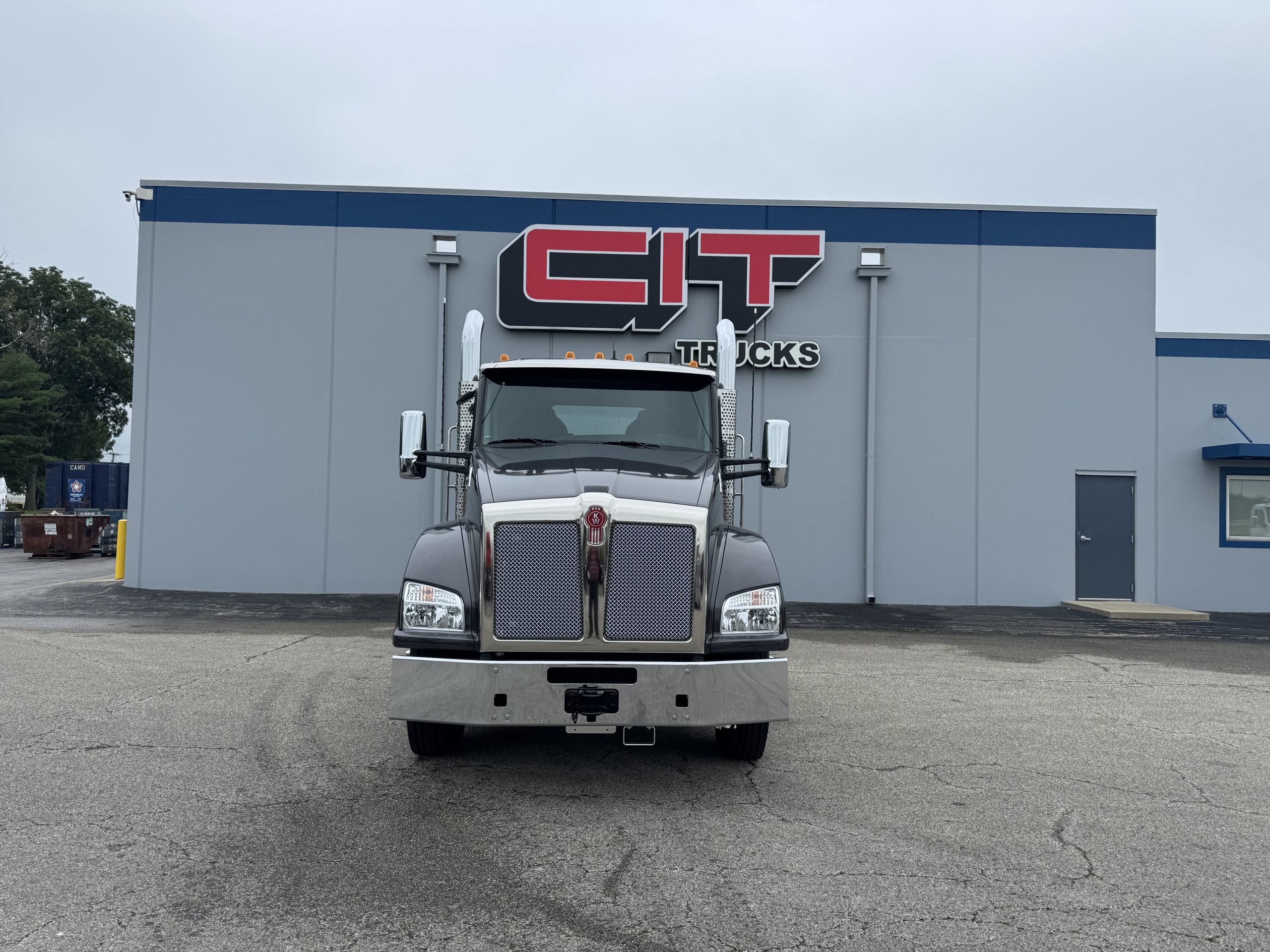 2026 KENWORTH T880 - image 3 of 6