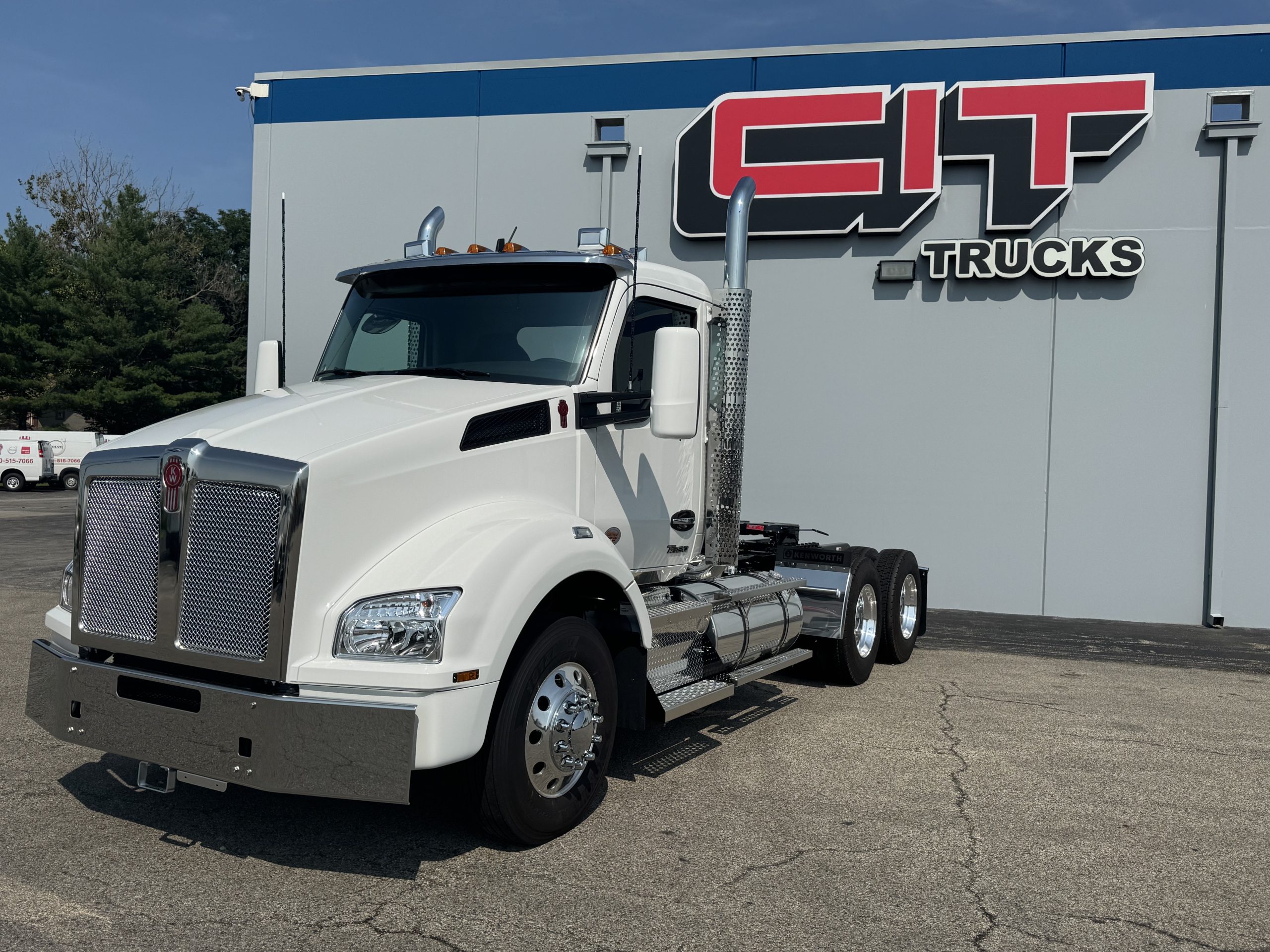 2026 KENWORTH T880 - image 1 of 6