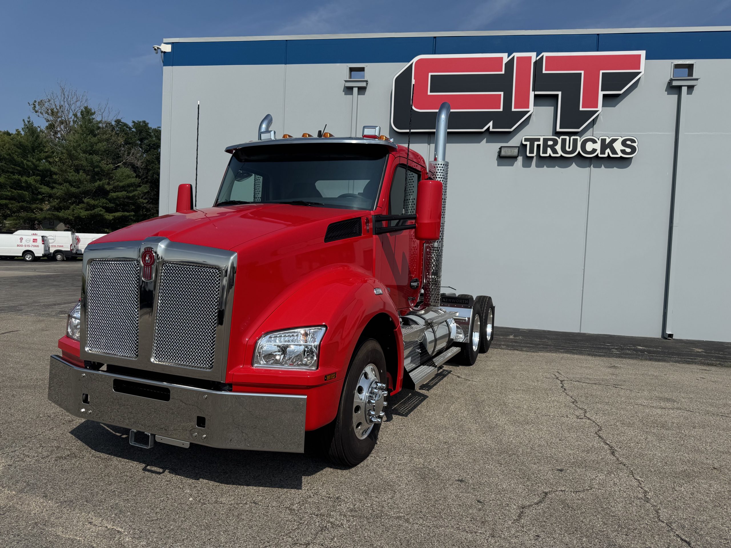 2026 KENWORTH T880 - image 1 of 6