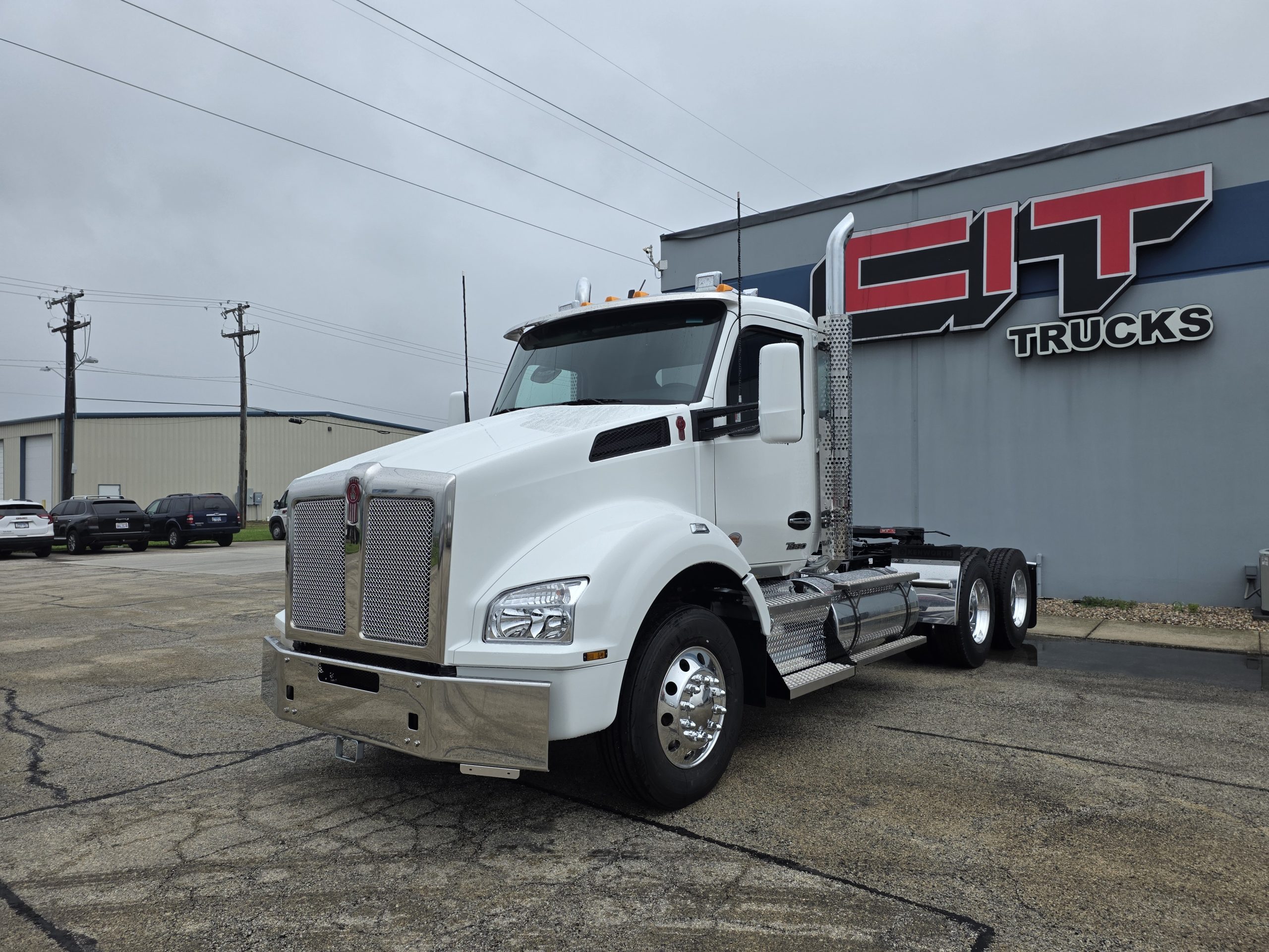 2026 KENWORTH T880 - image 1 of 6