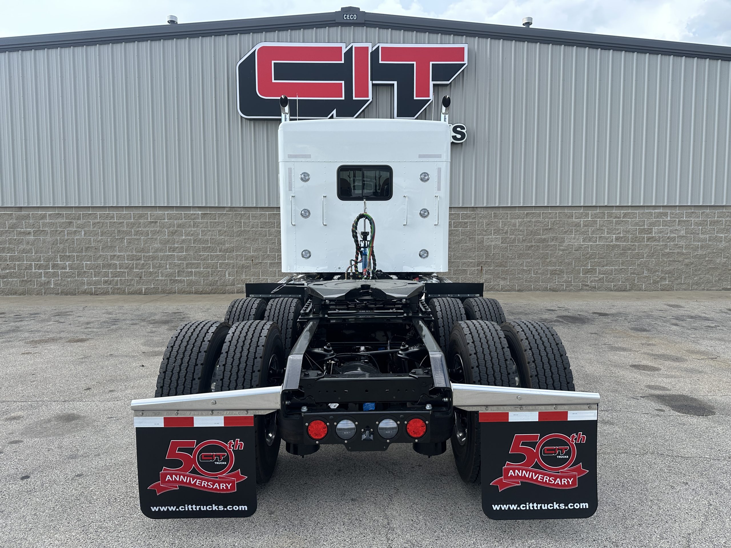 2026 KENWORTH W900L - image 6 of 6