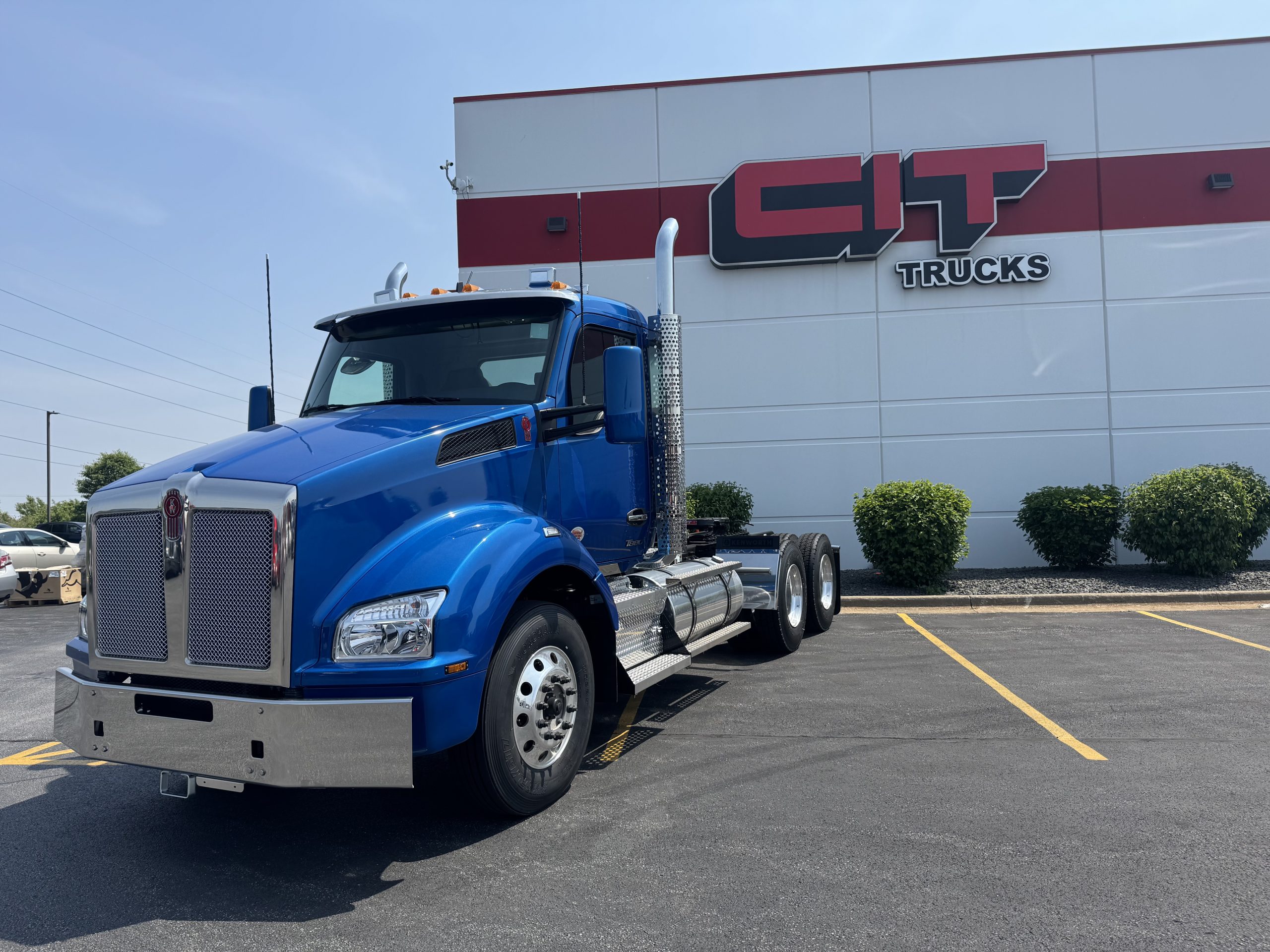 2026 KENWORTH T880 - image 1 of 6