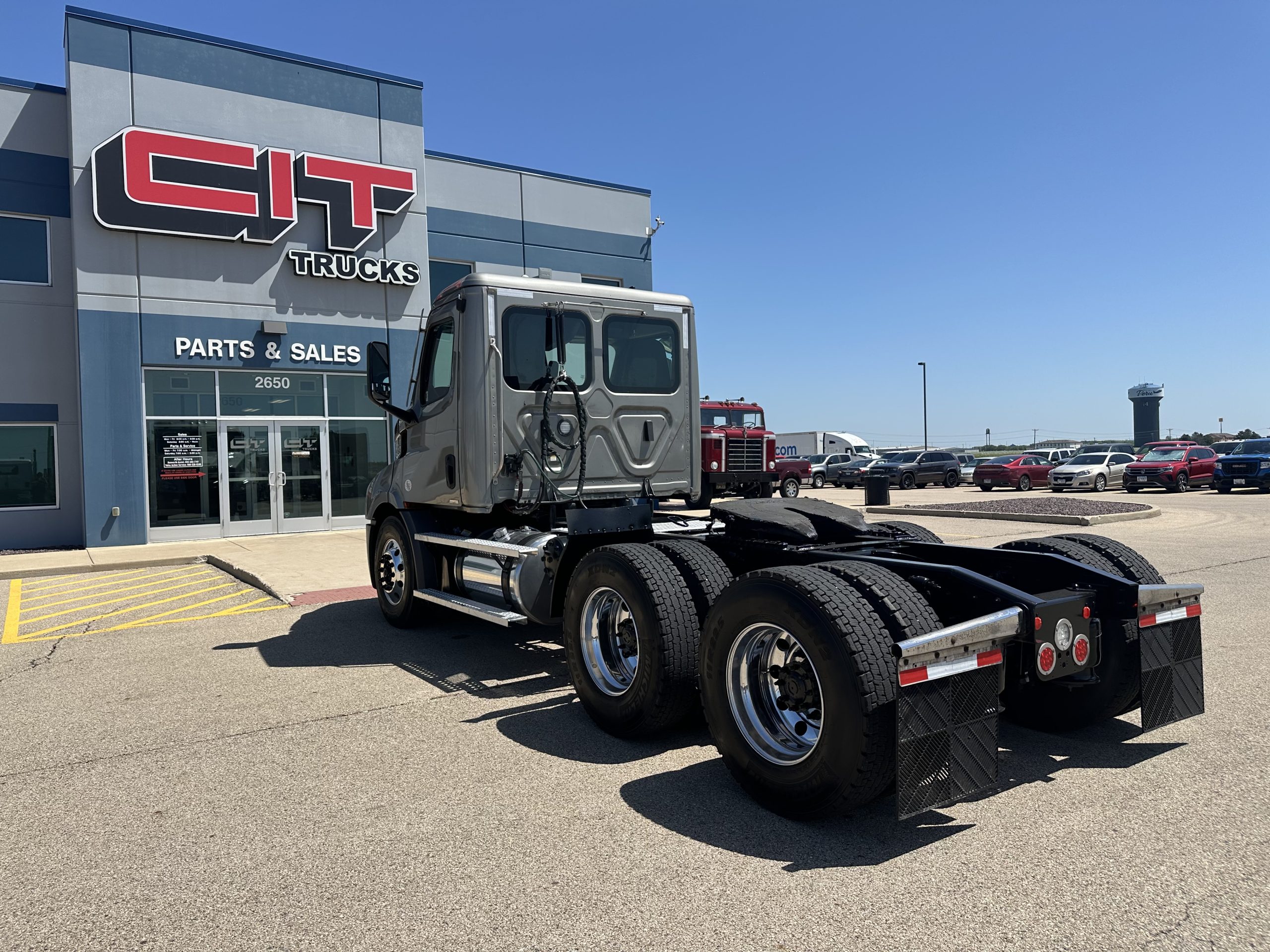 2022 FREIGHTLINER CASCADIA - image 6 of 6
