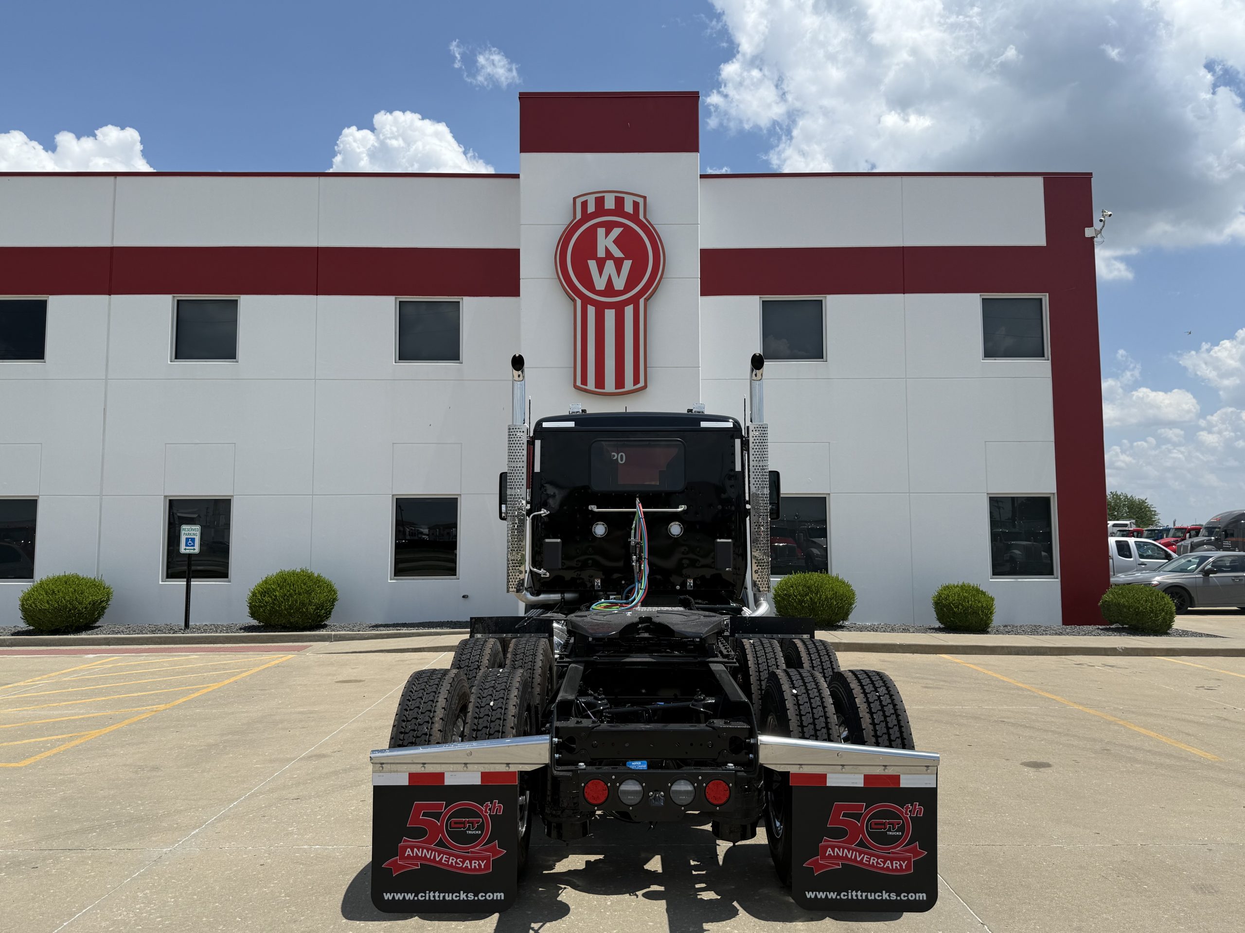 2026 KENWORTH T880 - image 6 of 6