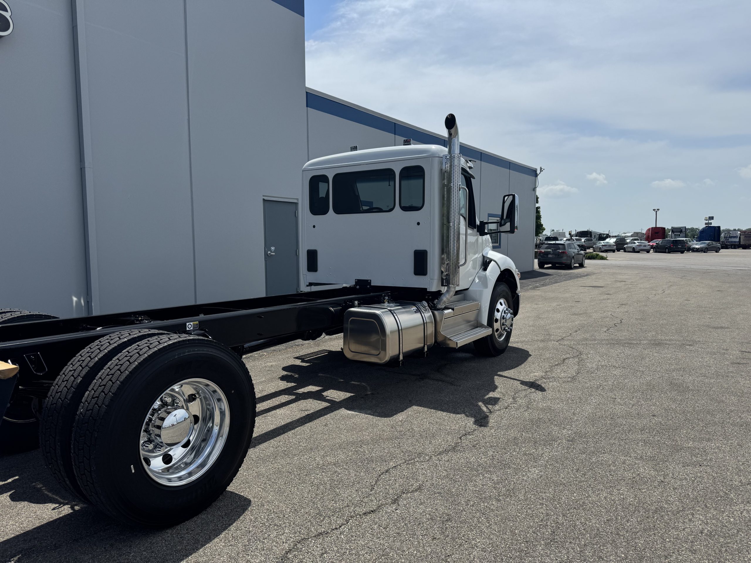 2026 KENWORTH T380 - image 6 of 6