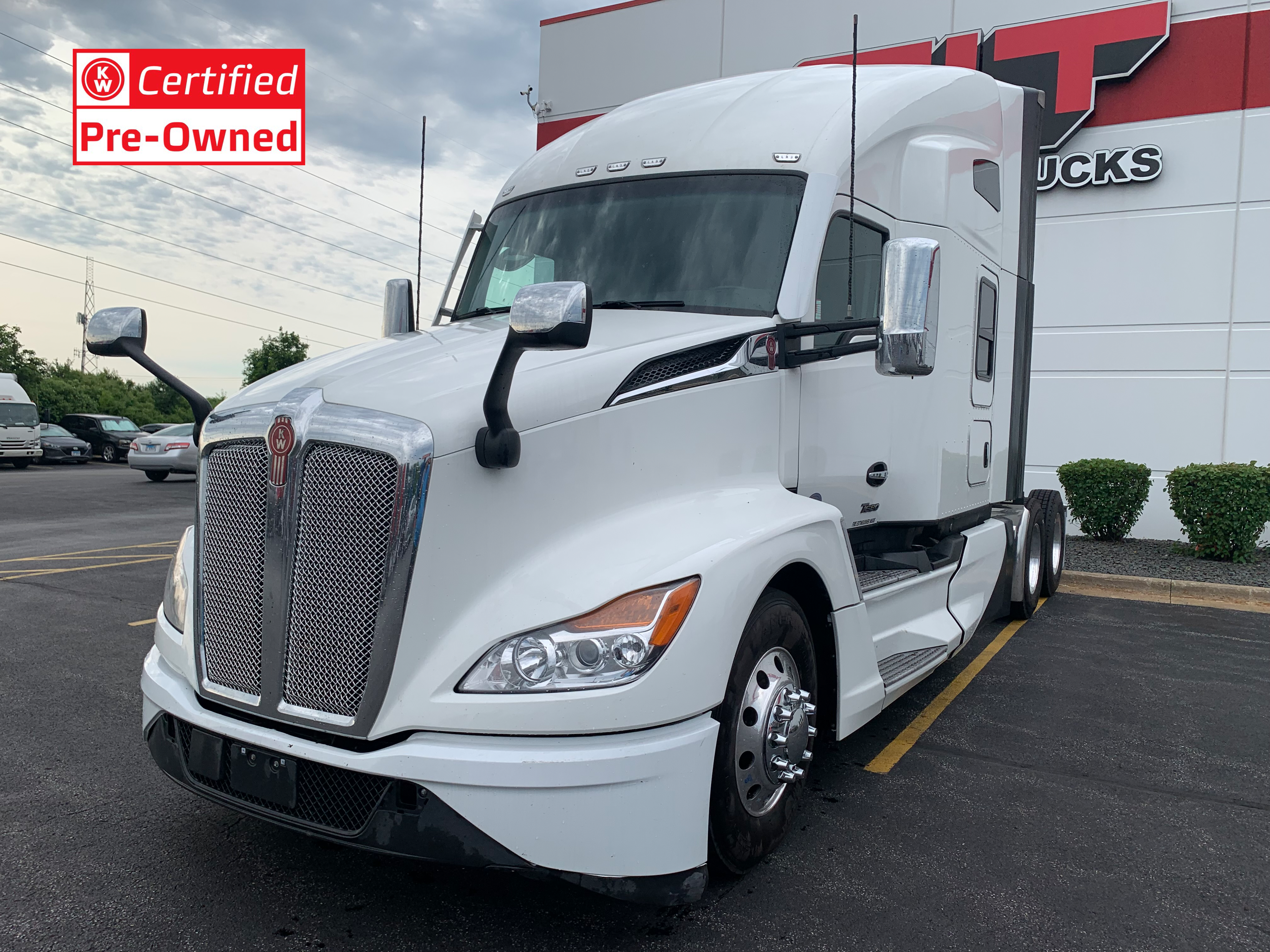 2023 KENWORTH T680 - image 1 of 6
