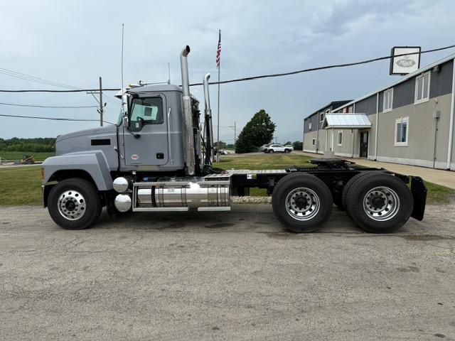 2026 MACK PINNACLE - image 2 of 6