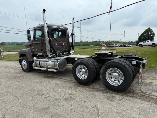 2026 MACK PINNACLE - image 2 of 6