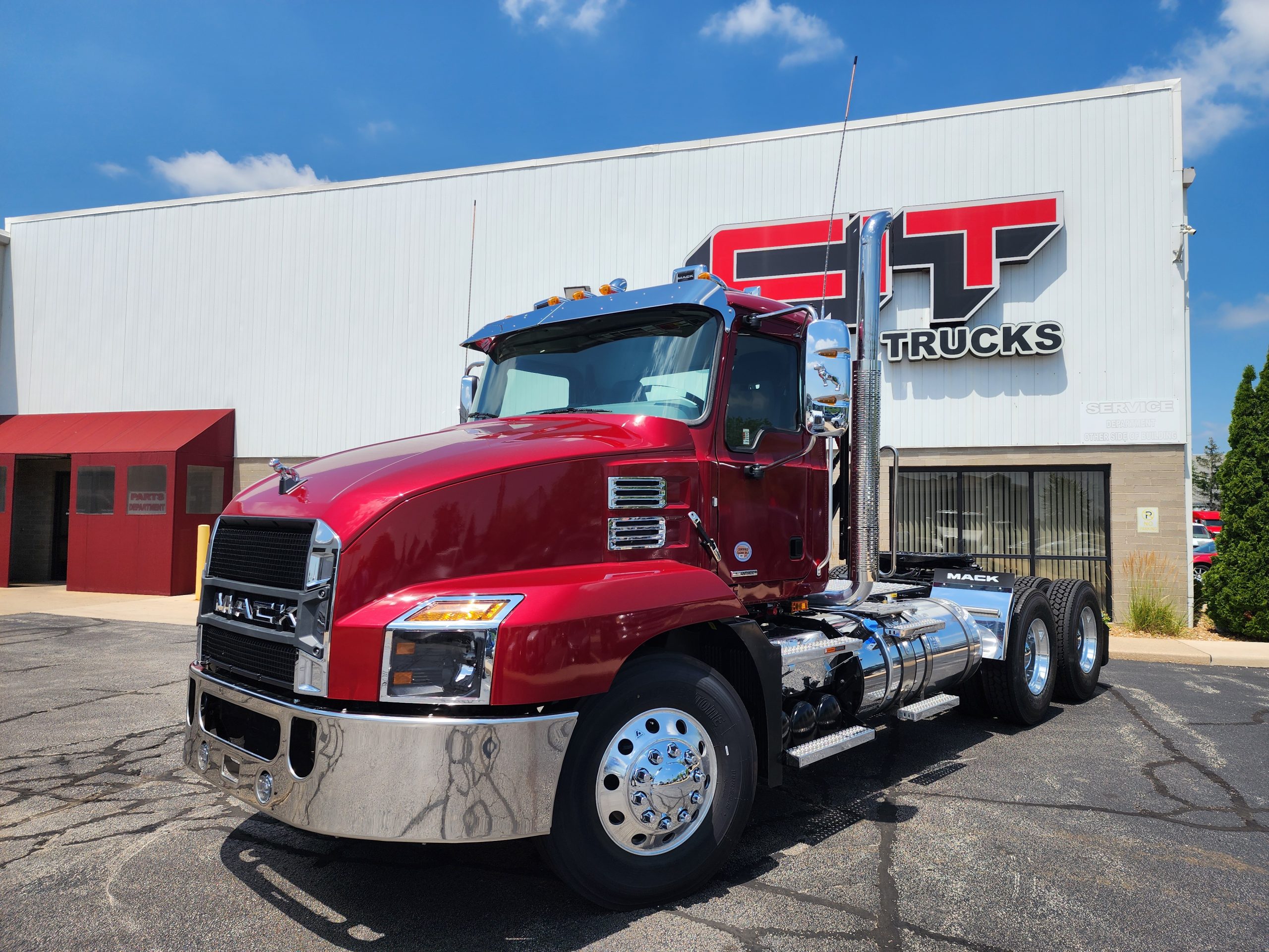 2026 MACK ANTHEM - image 1 of 6