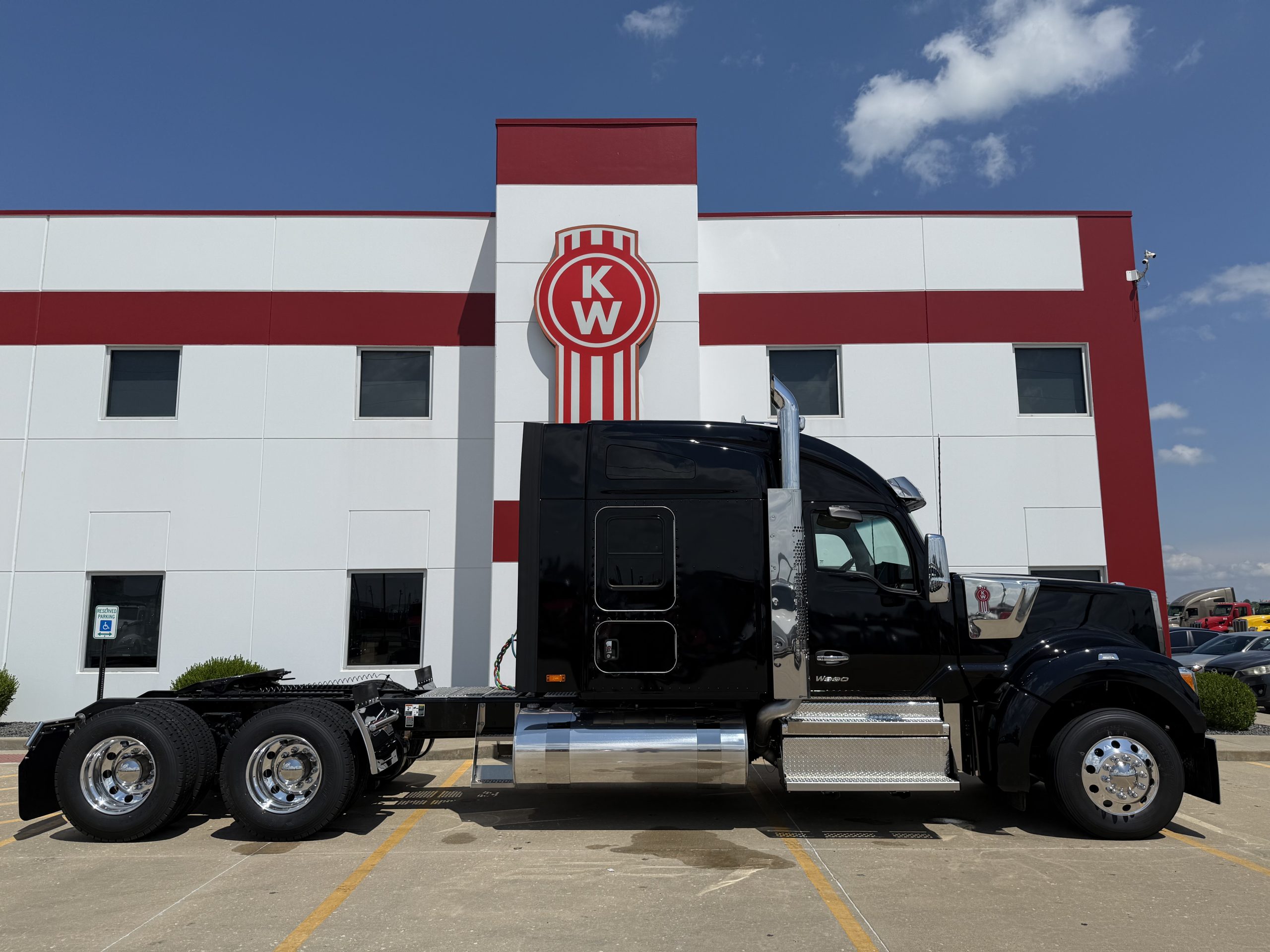 2026 KENWORTH W990 - image 4 of 6