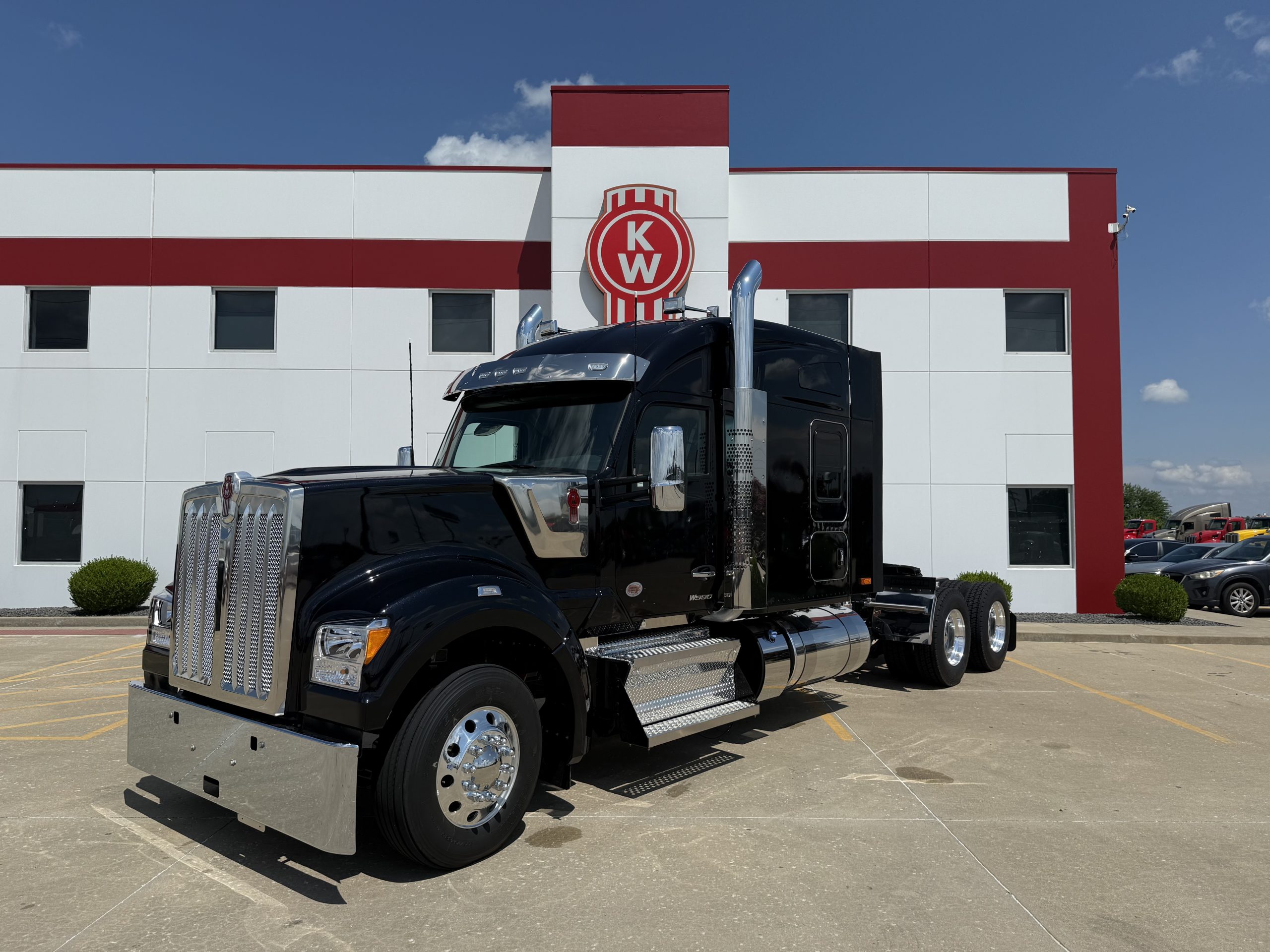 2026 KENWORTH W990 - image 1 of 6
