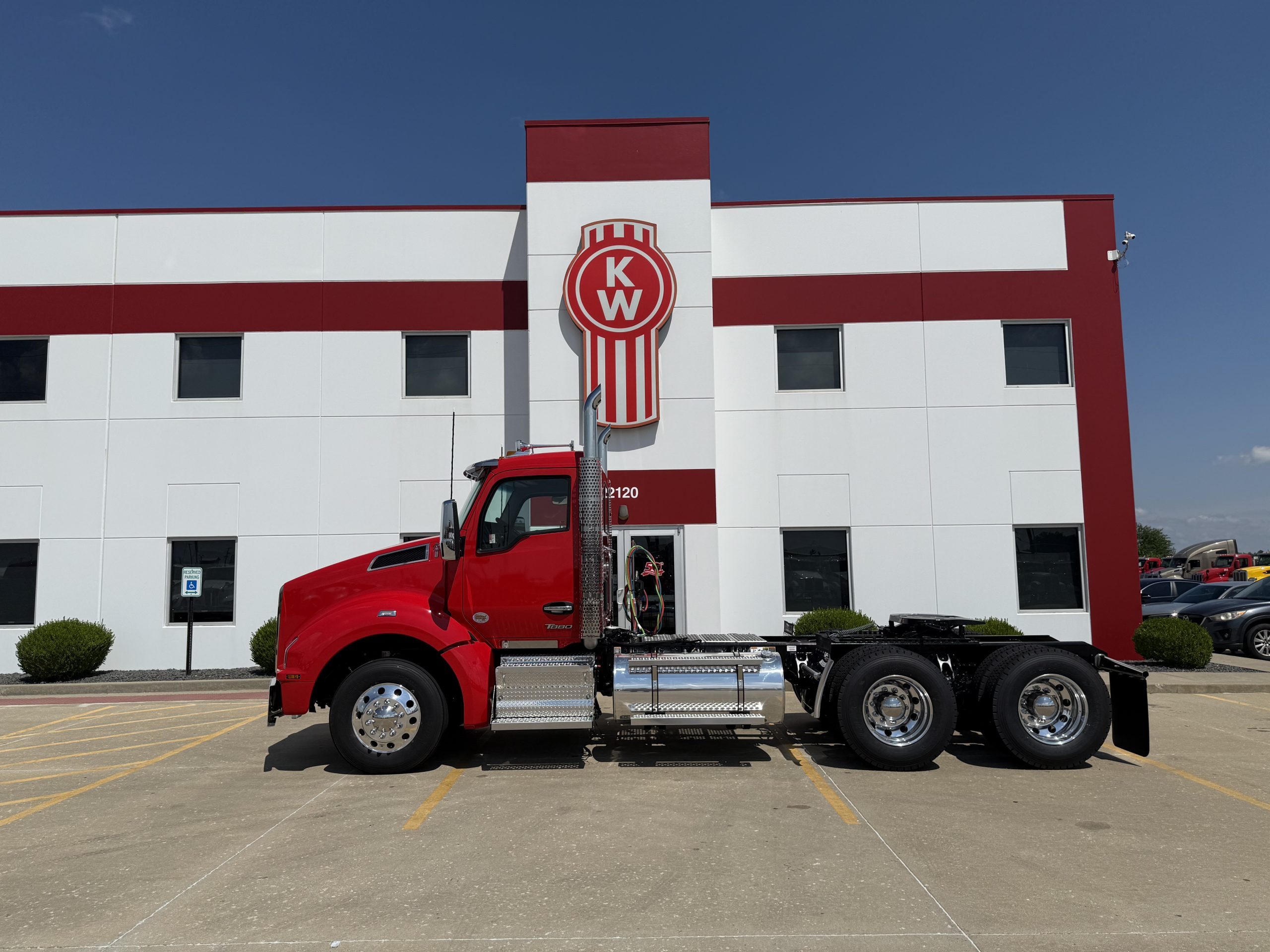 2026 KENWORTH T880 - image 6 of 6