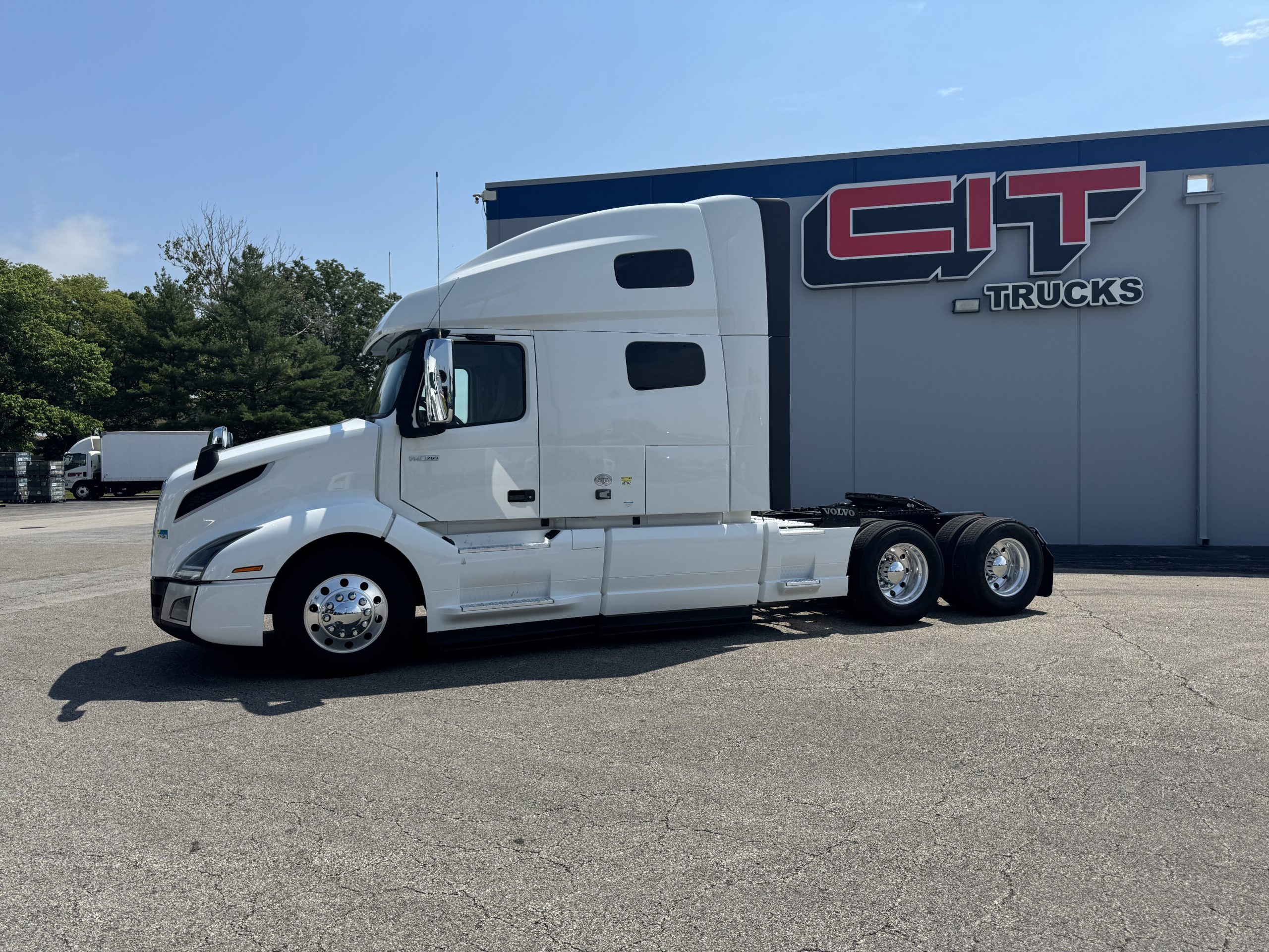 2020 VOLVO VNL760 - image 5 of 6