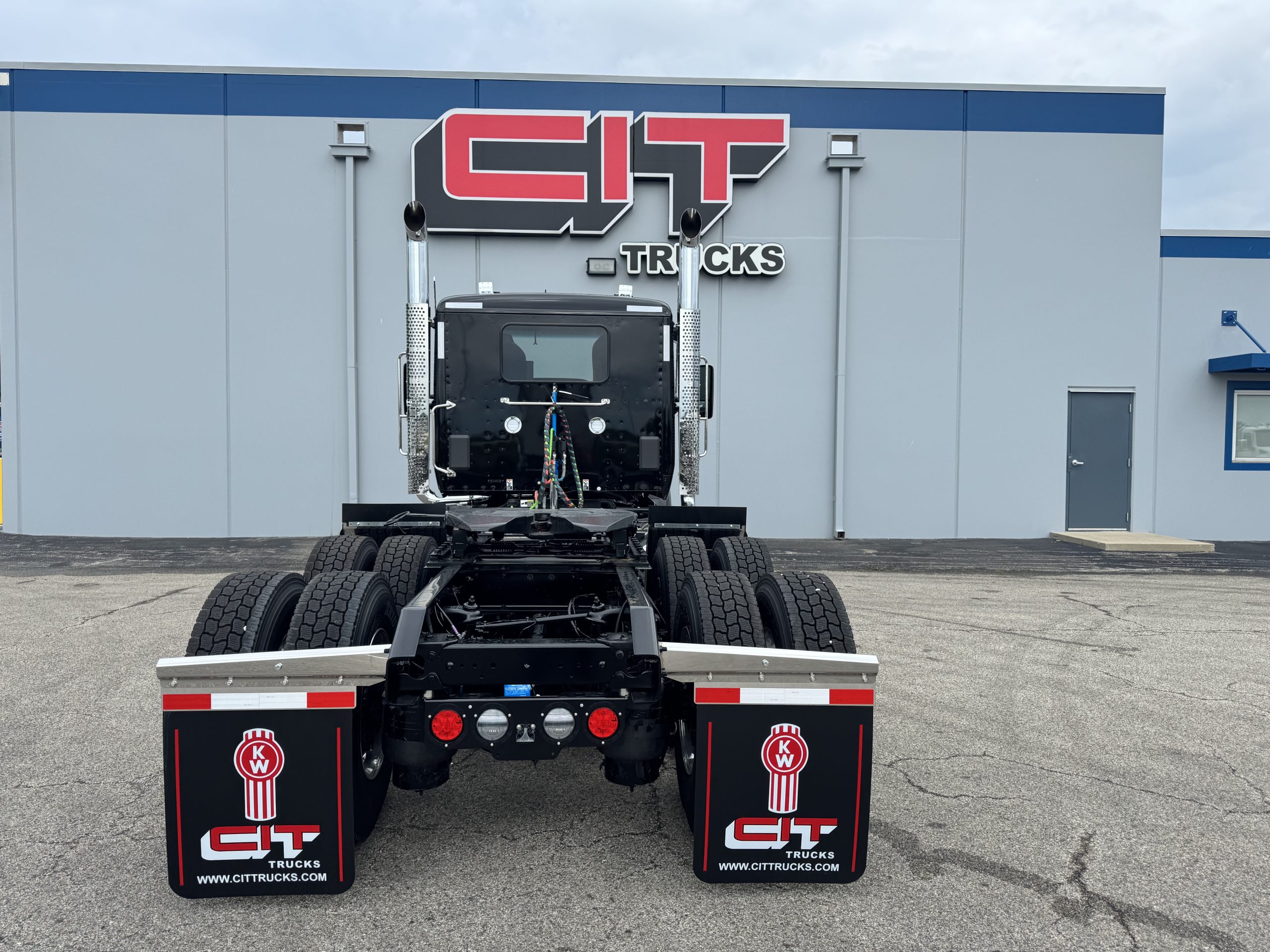 2026 KENWORTH W990 - image 5 of 6