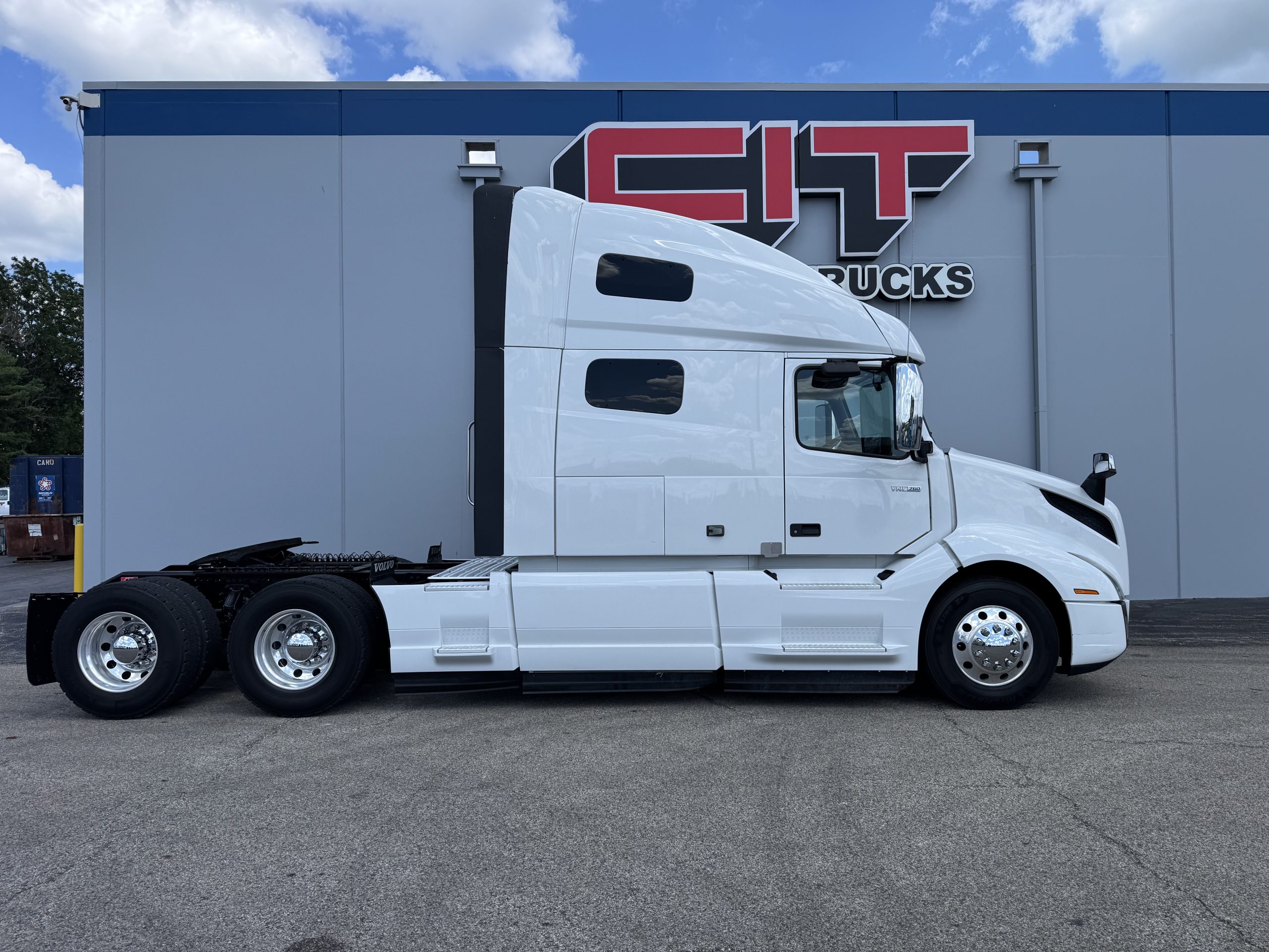 2020 VOLVO VNL760 - image 6 of 6