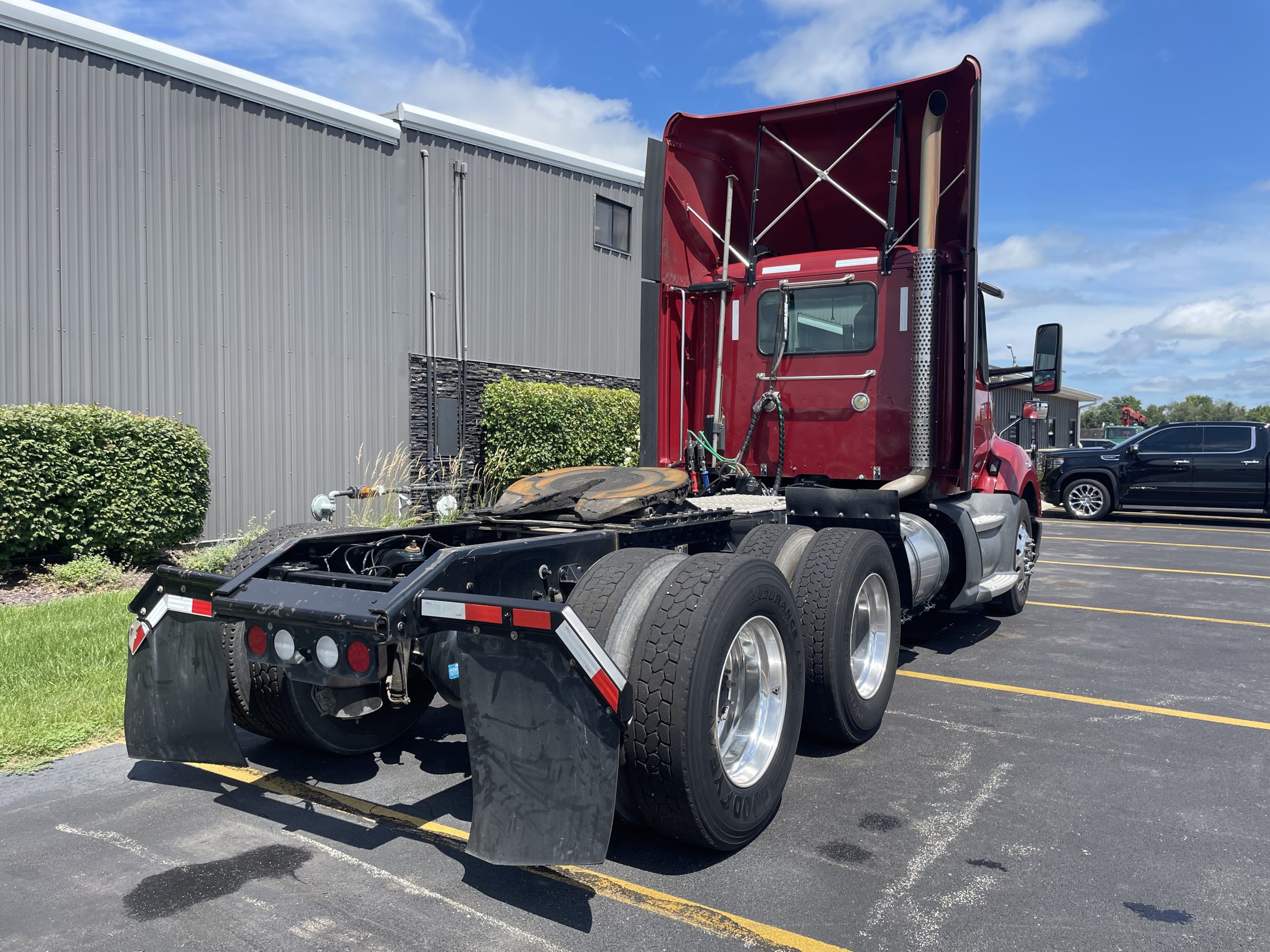 2020 KENWORTH T680 - image 5 of 6