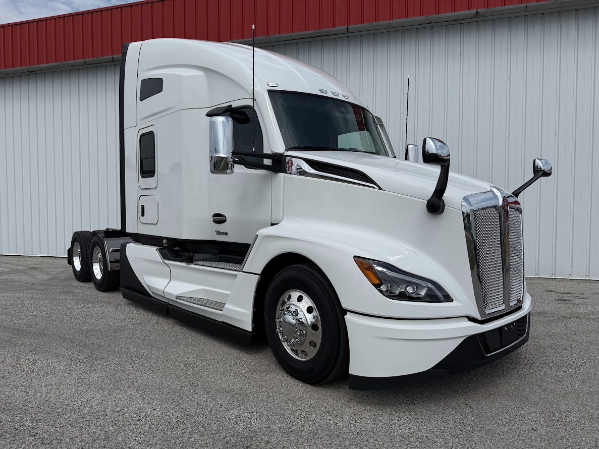 2026 KENWORTH T680 - image 3 of 6