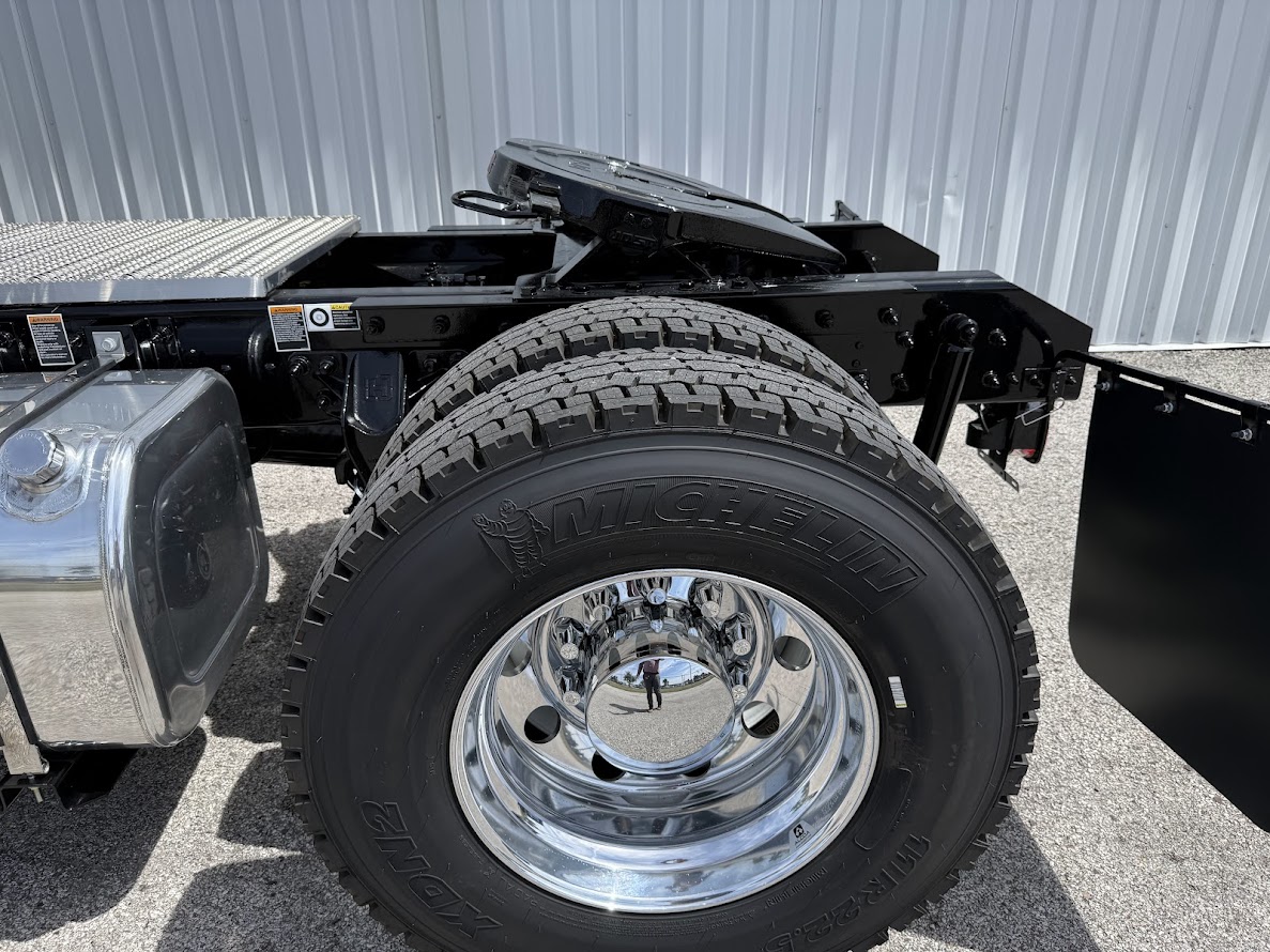 2026 KENWORTH T380 - image 6 of 6