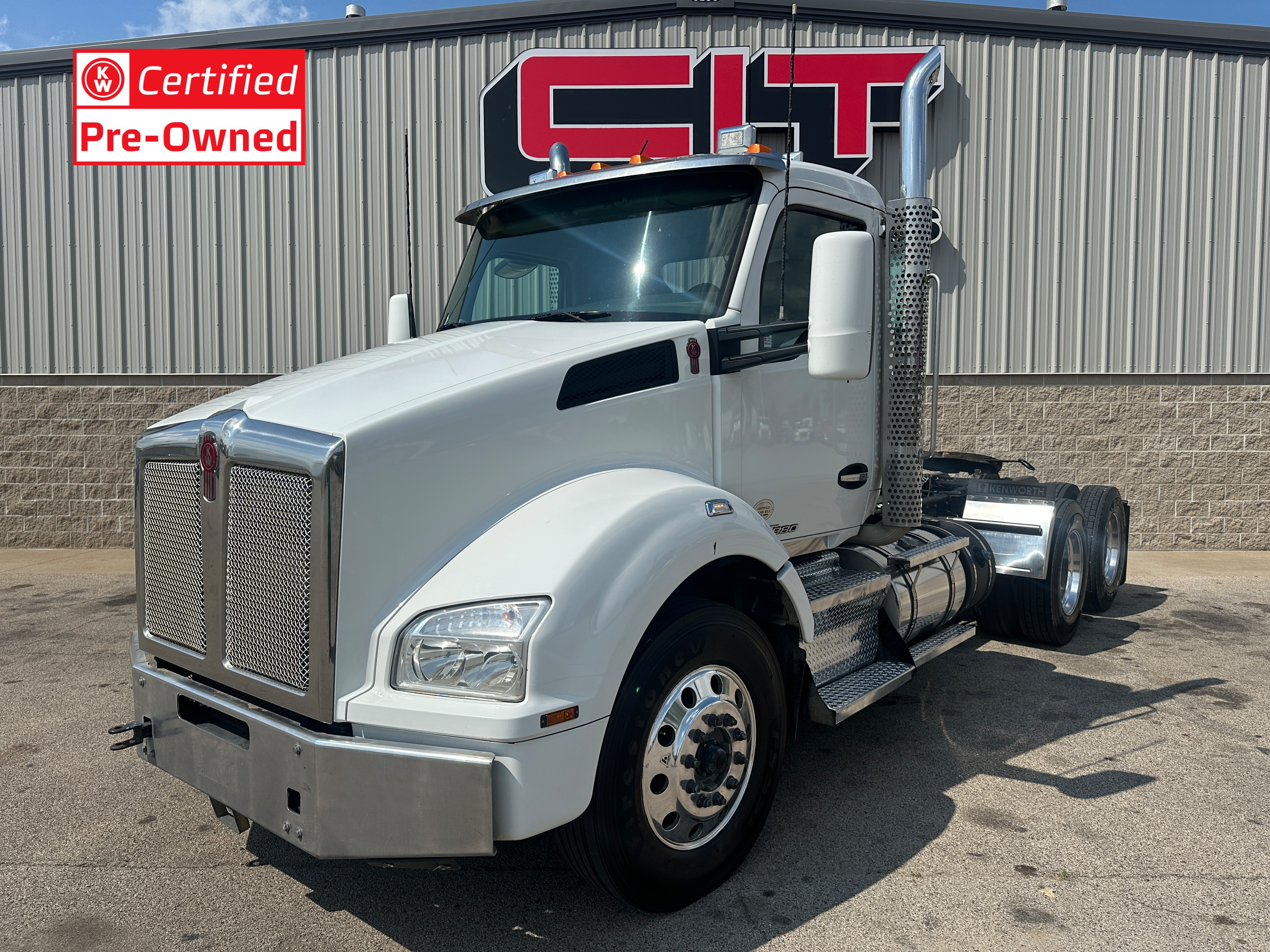 2020 KENWORTH T880 - image 1 of 6