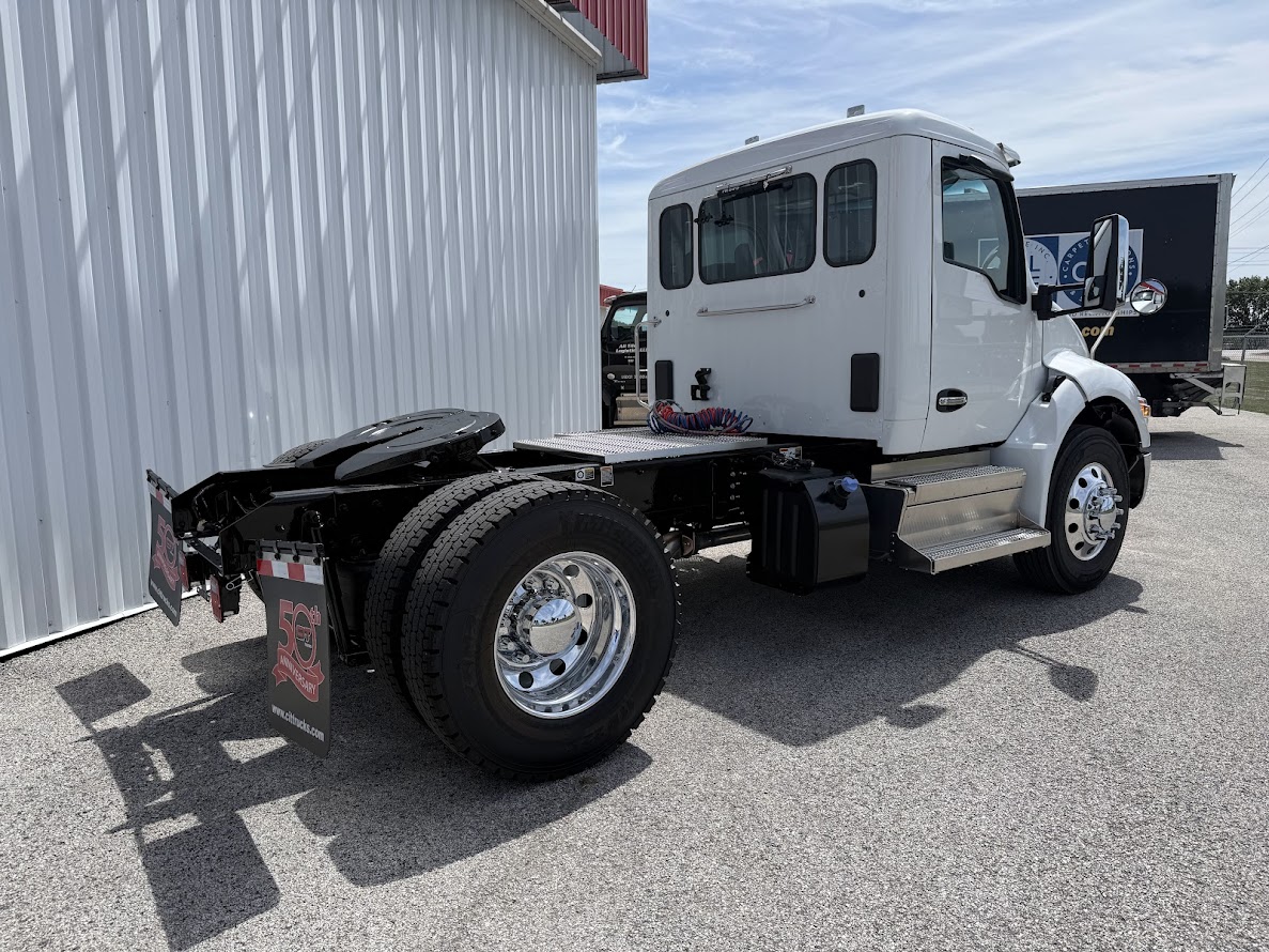 2026 KENWORTH T380 - image 5 of 6