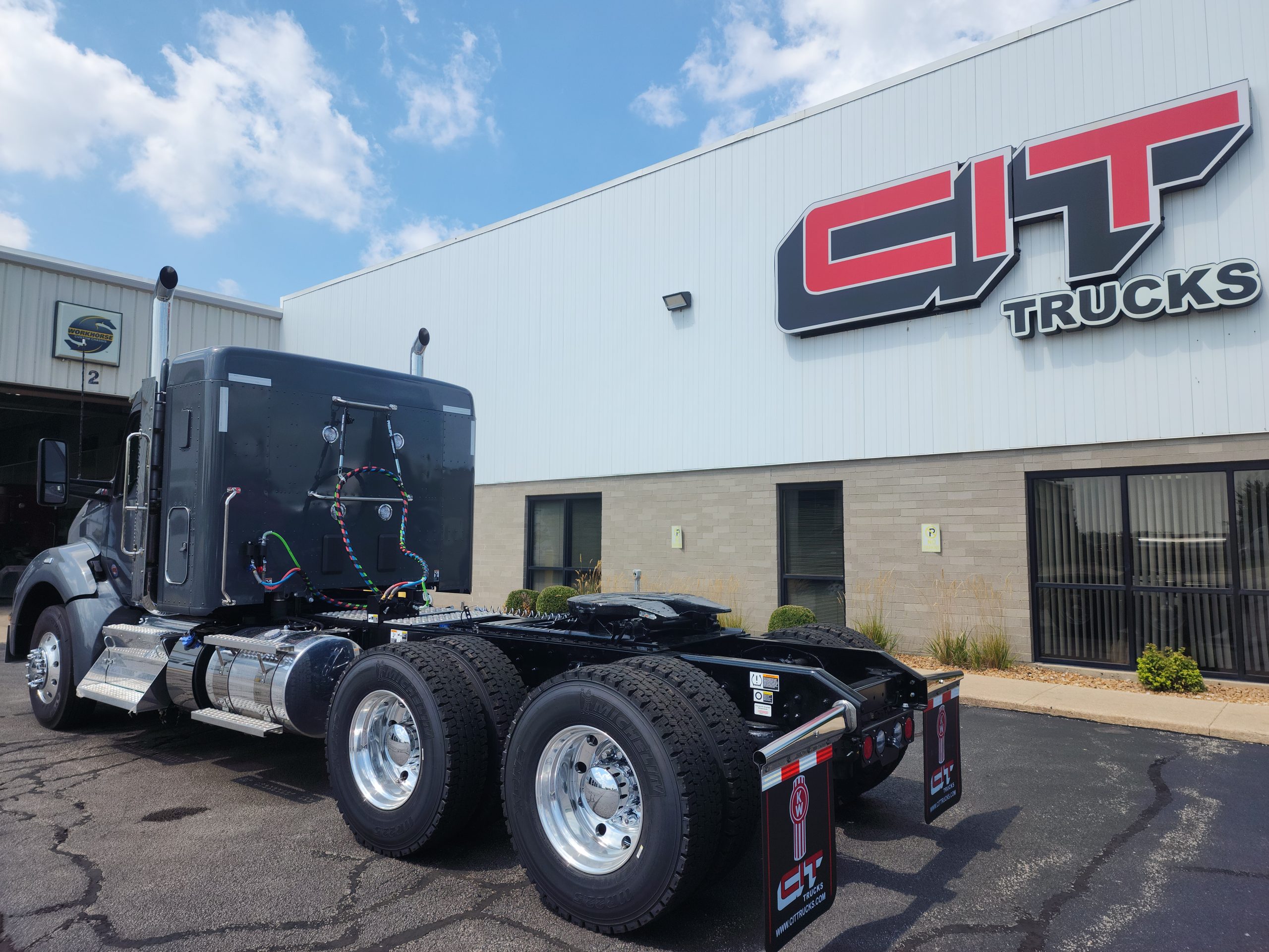 2026 KENWORTH T880 - image 6 of 6