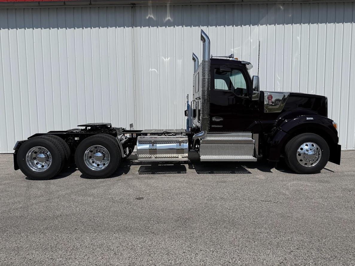 2026 KENWORTH W990 - image 4 of 6