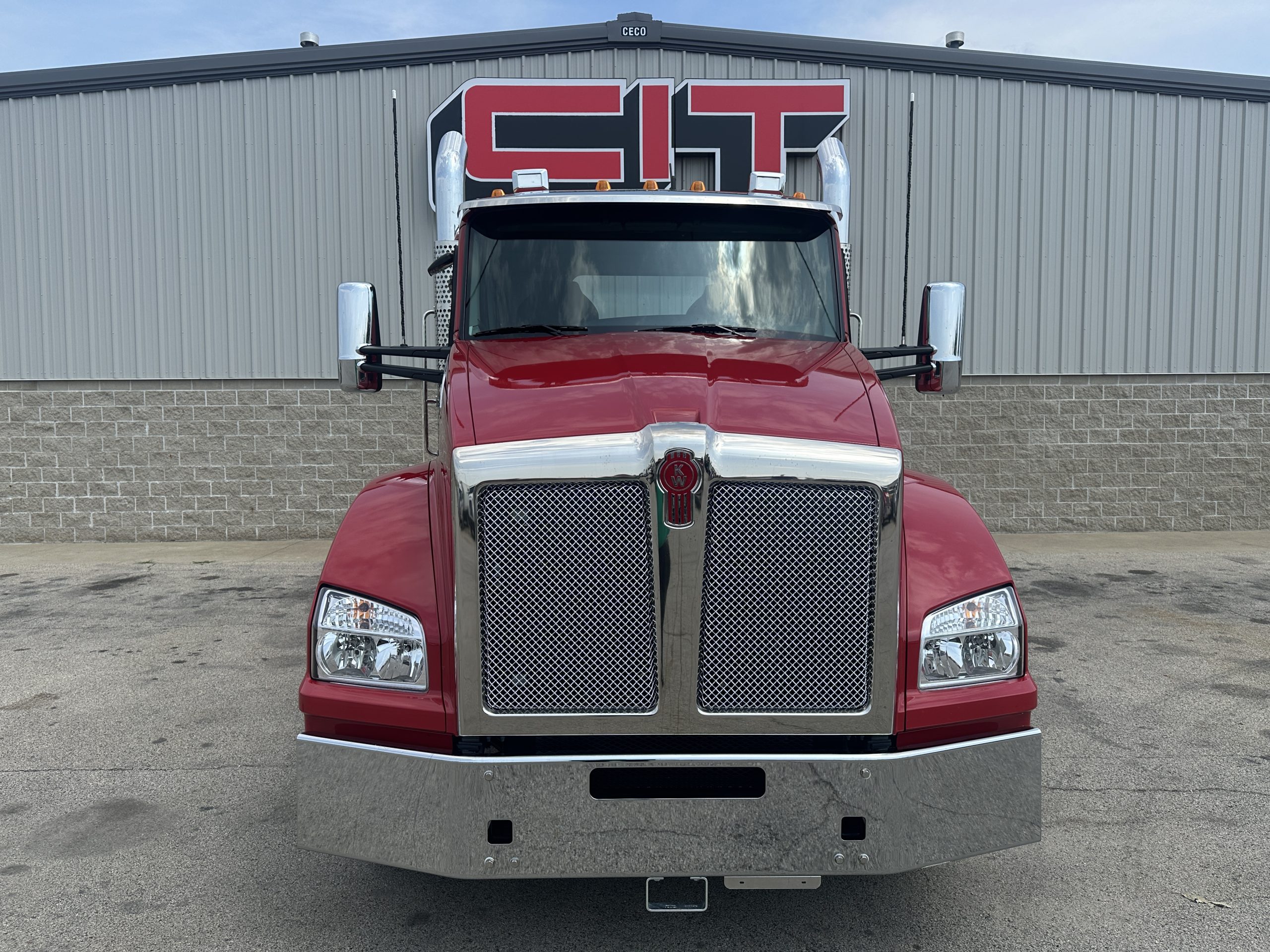 2026 KENWORTH T880 - image 5 of 6