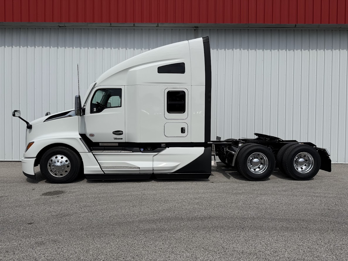 2026 KENWORTH T680 - image 4 of 6