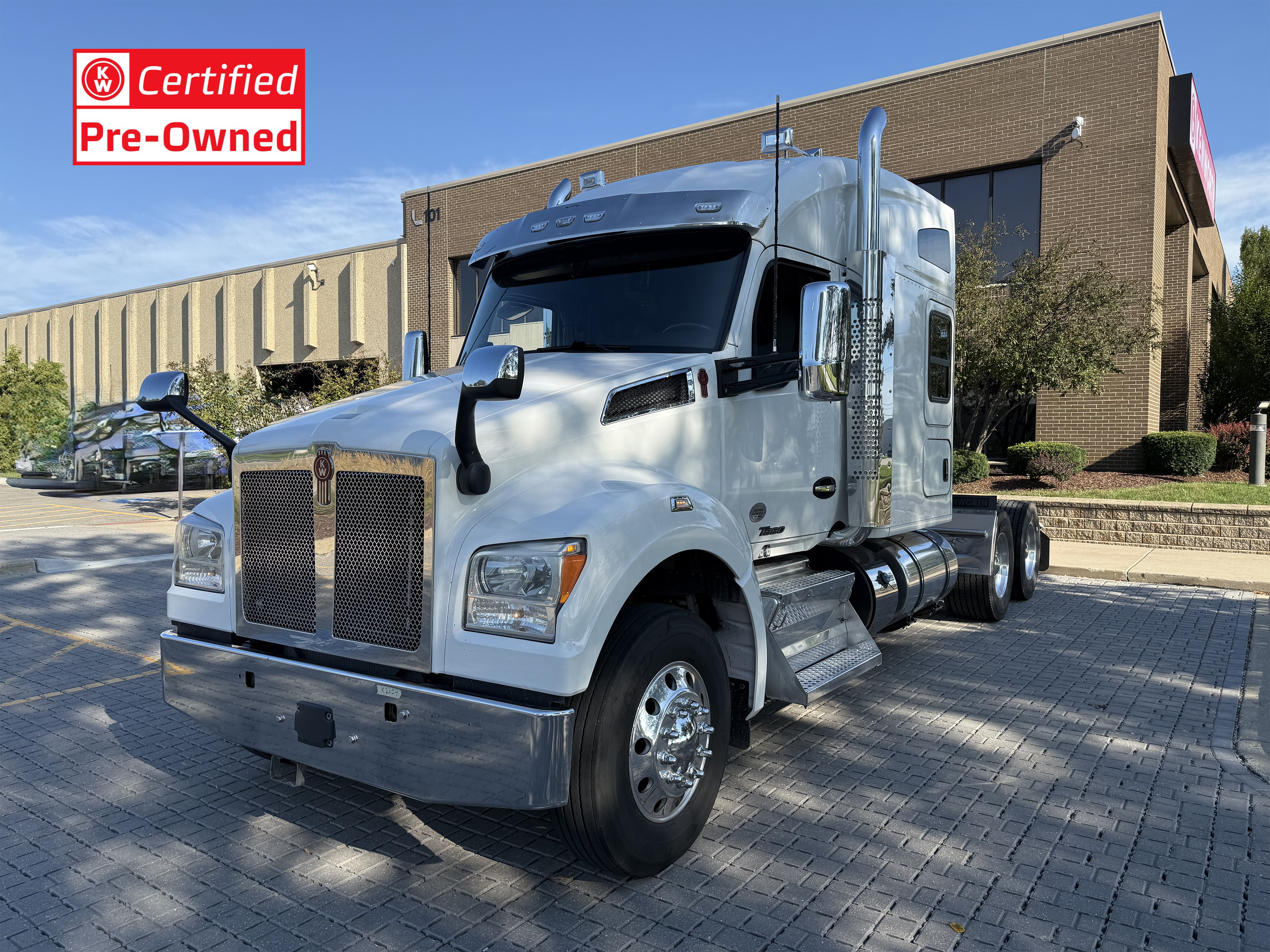 2021 KENWORTH T880 - image 1 of 6