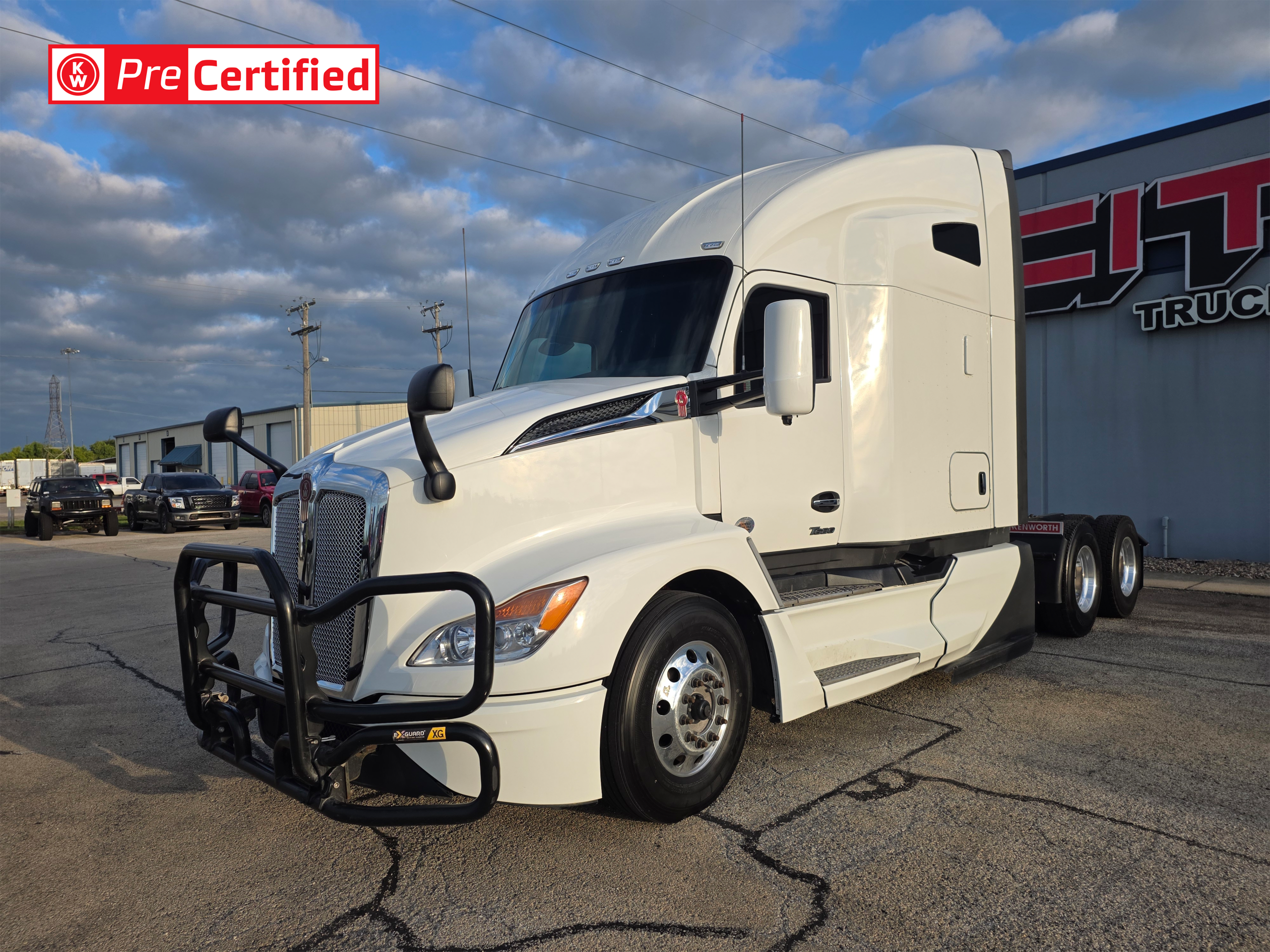2023 KENWORTH T680 2023 KENWORTH T680 - image 1 of 6
