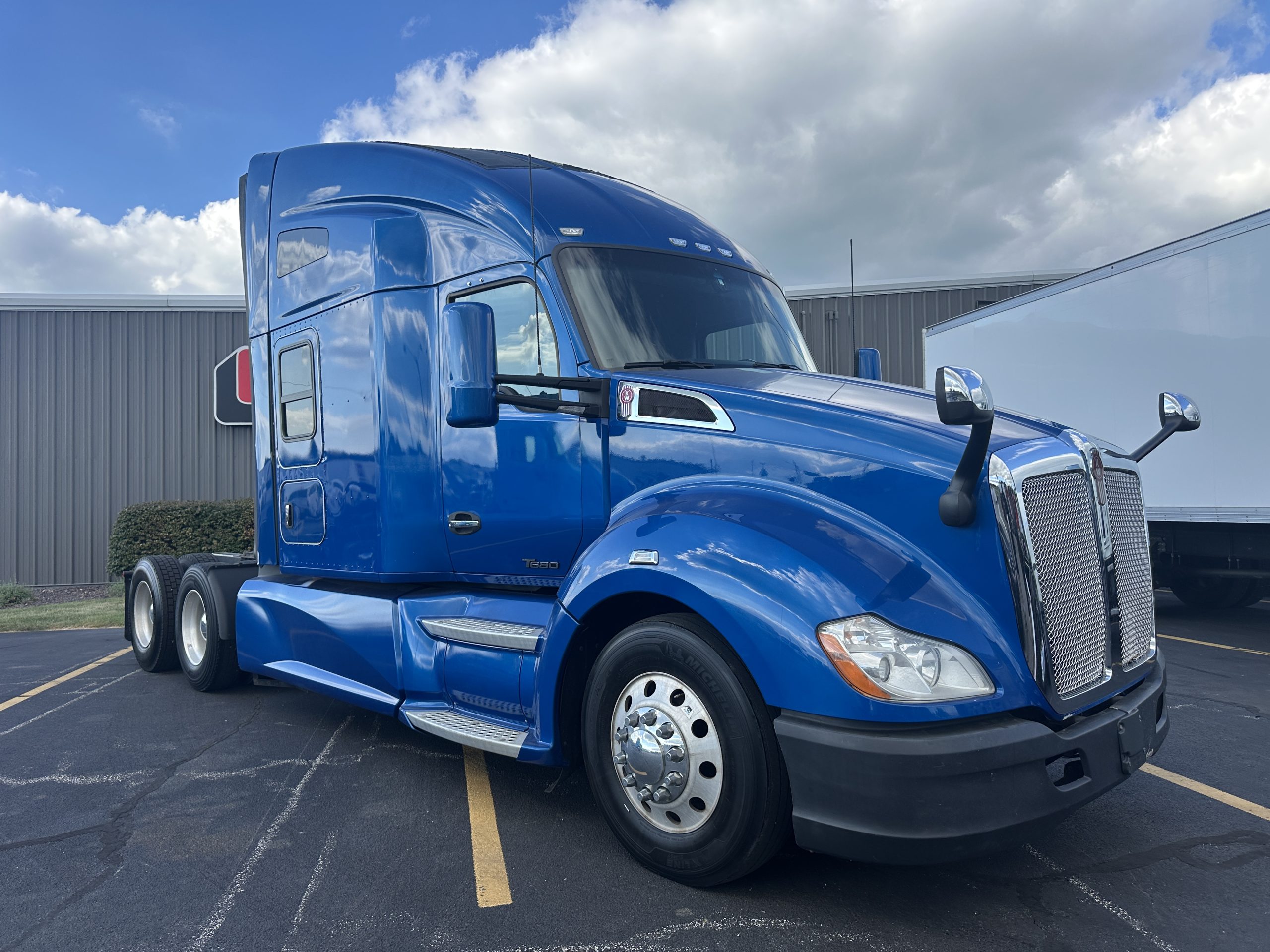 2020 KENWORTH T680 - image 5 of 6
