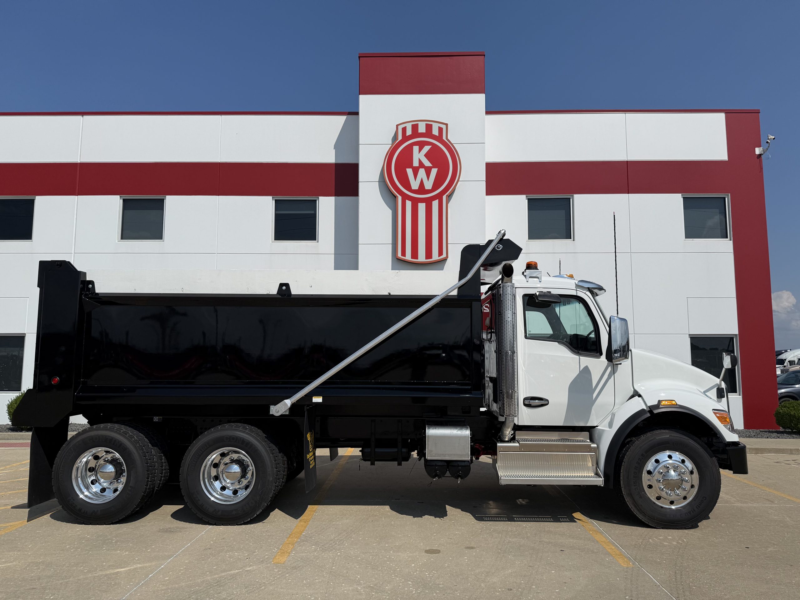 2026 KENWORTH T480 - image 4 of 6