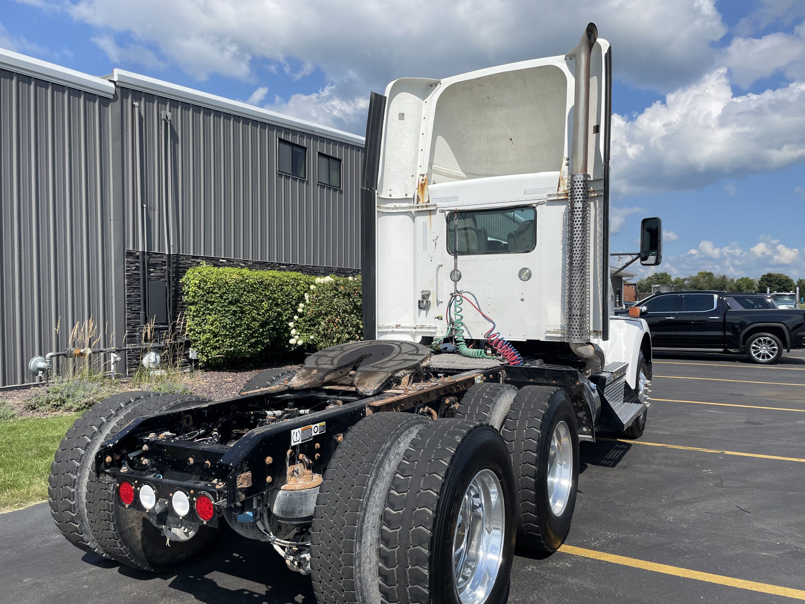 2020 KENWORTH T800 - image 5 of 6