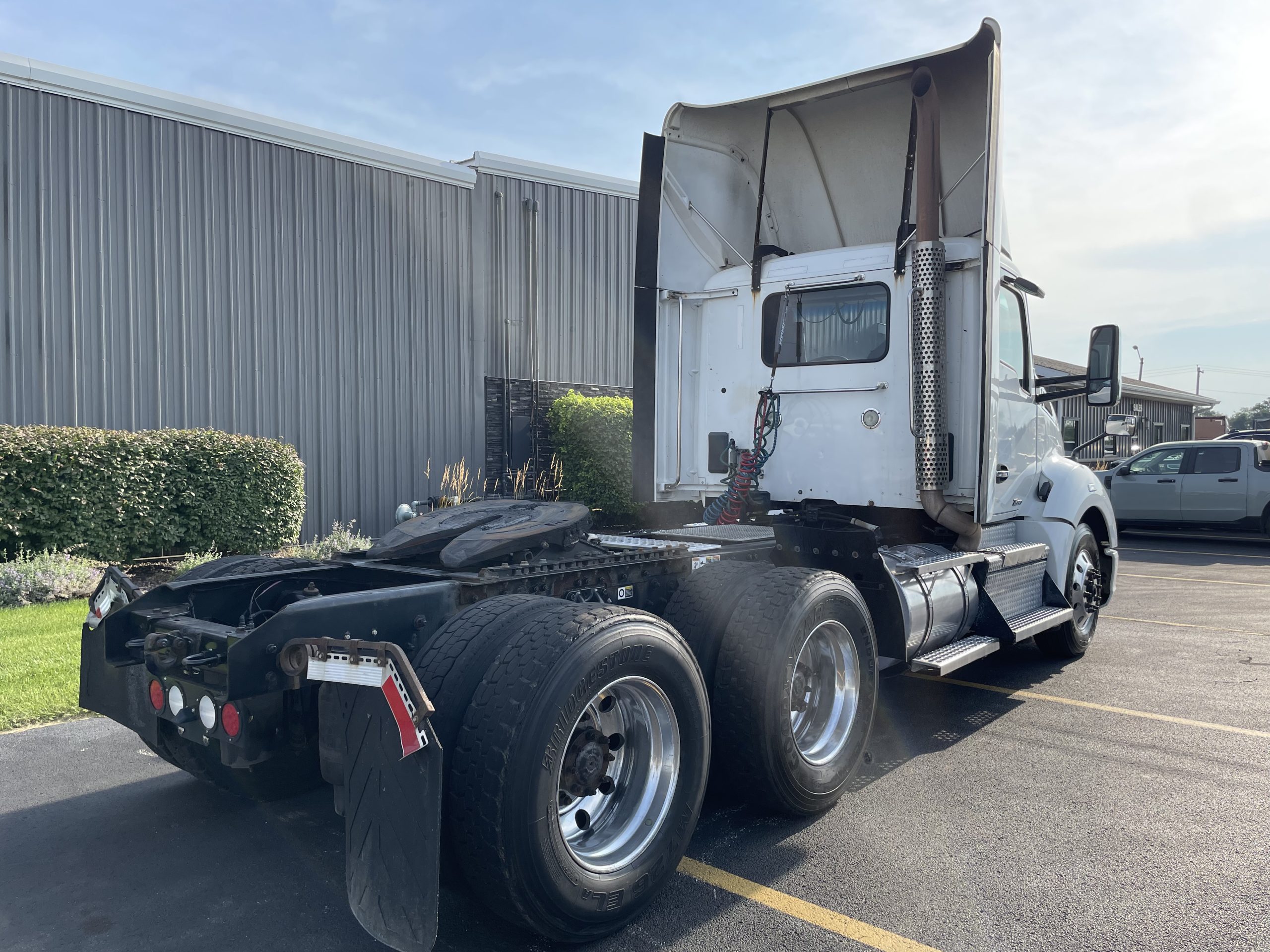 2018 KENWORTH T680 - image 5 of 6