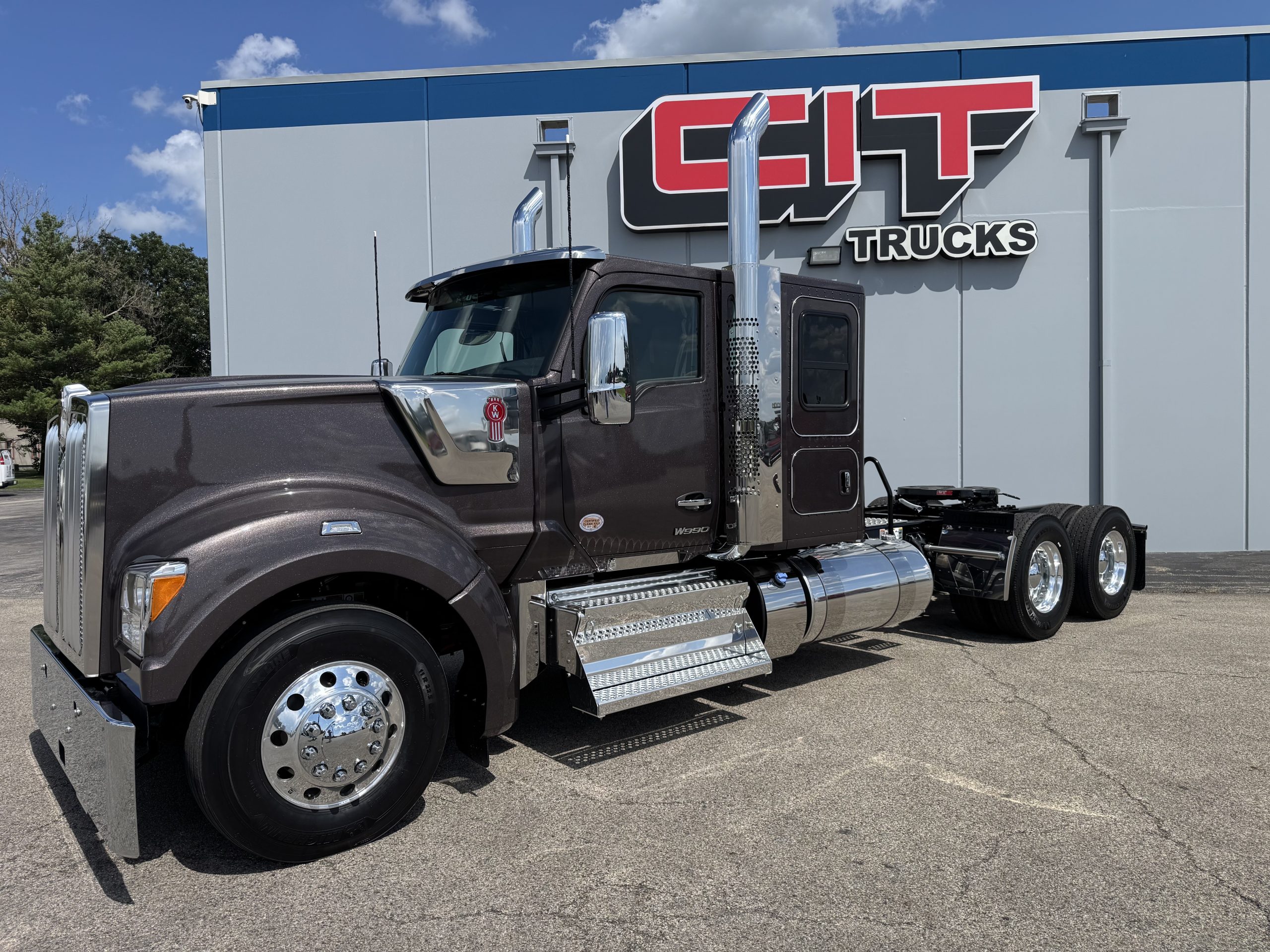 2026 KENWORTH W990 - image 1 of 6