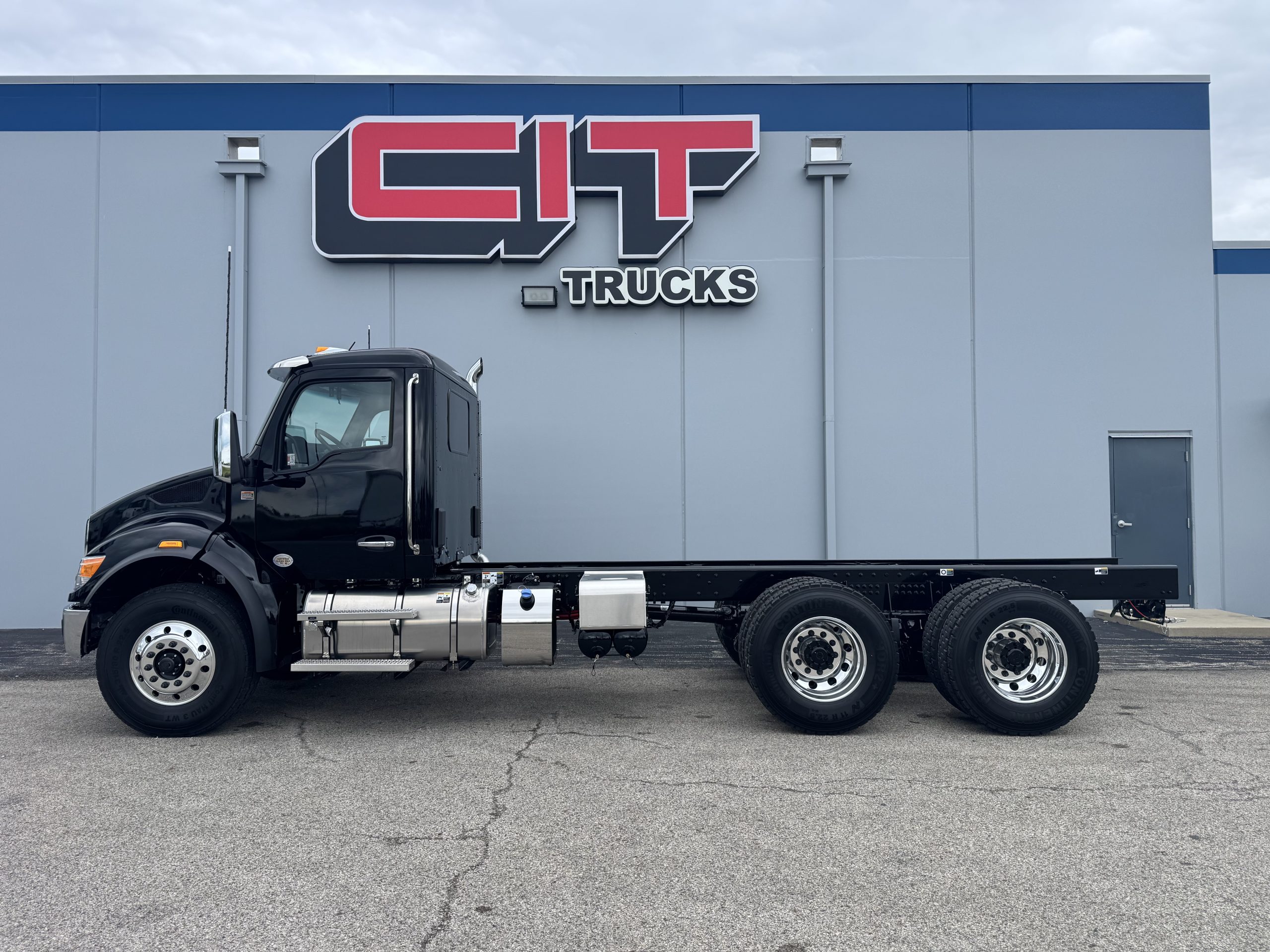 2026 KENWORTH T480 - image 5 of 6