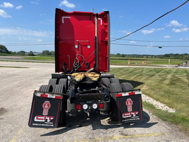 2022 KENWORTH T680 - image 5 of 6